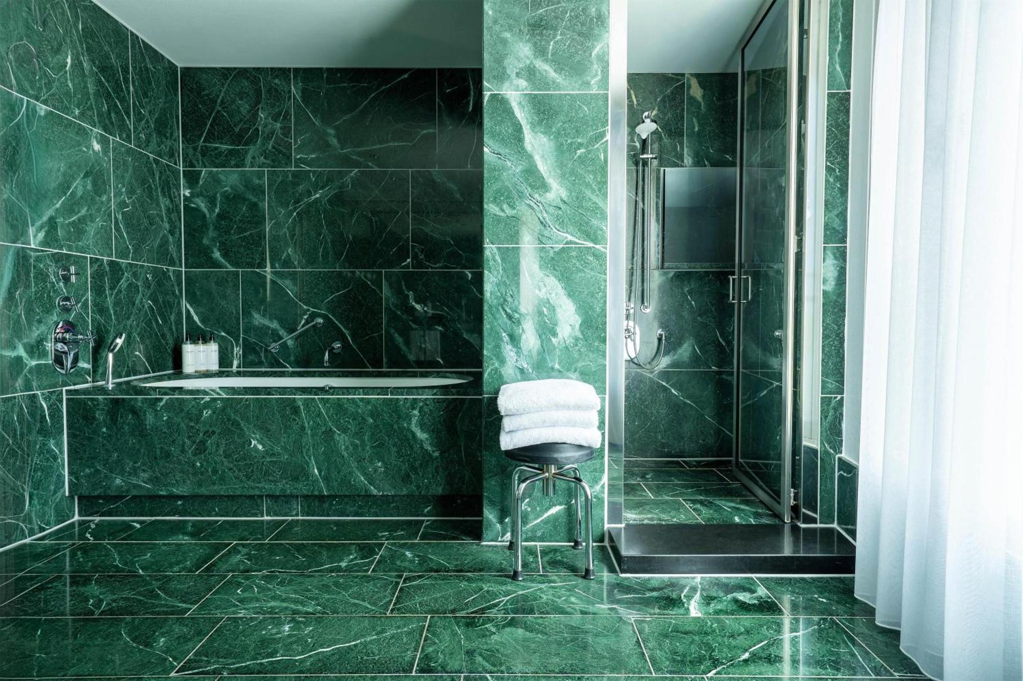 Grand Executive Suite