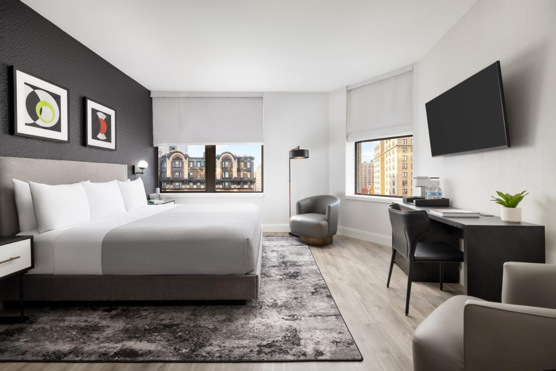 Deluxe King med utsikt över Broadway