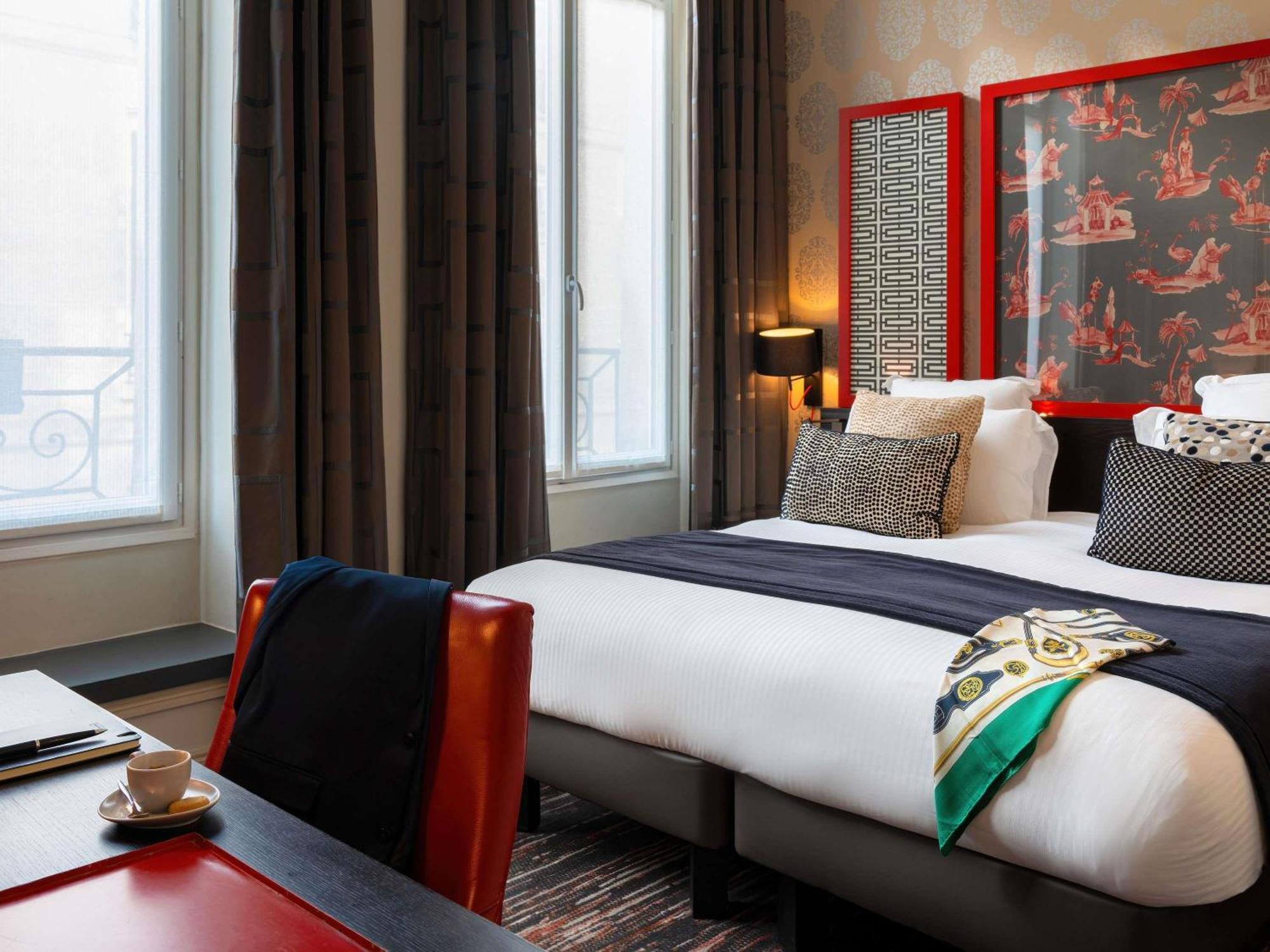Standard Queen Room