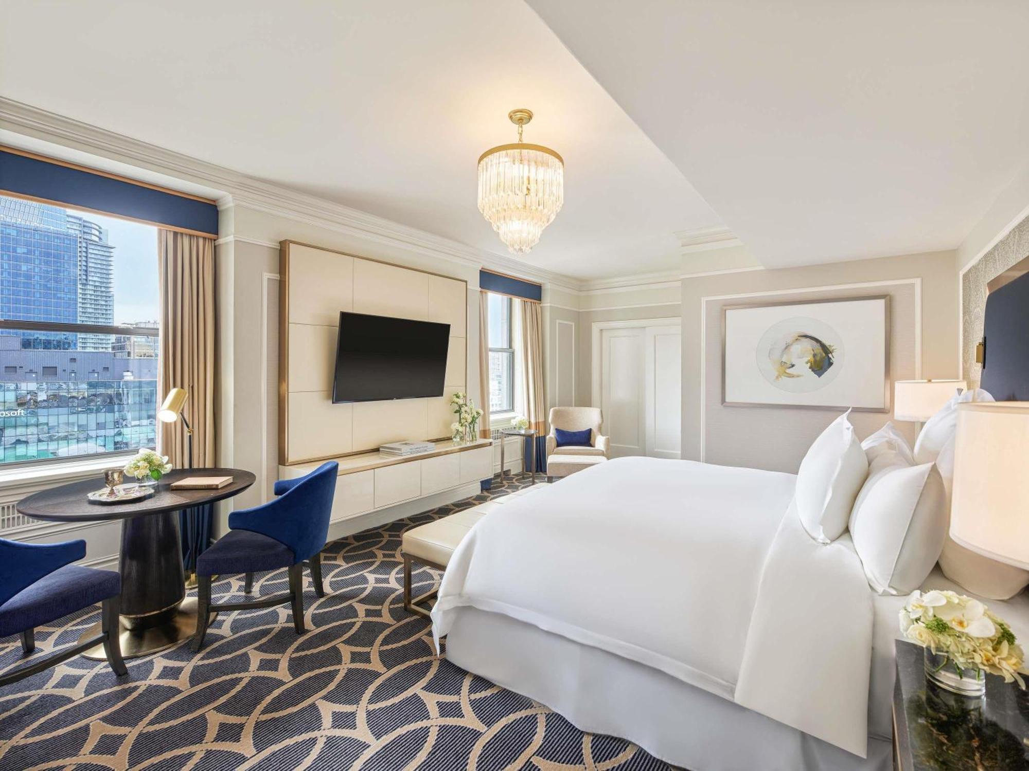 Rum Fairmont Gold med king size-säng