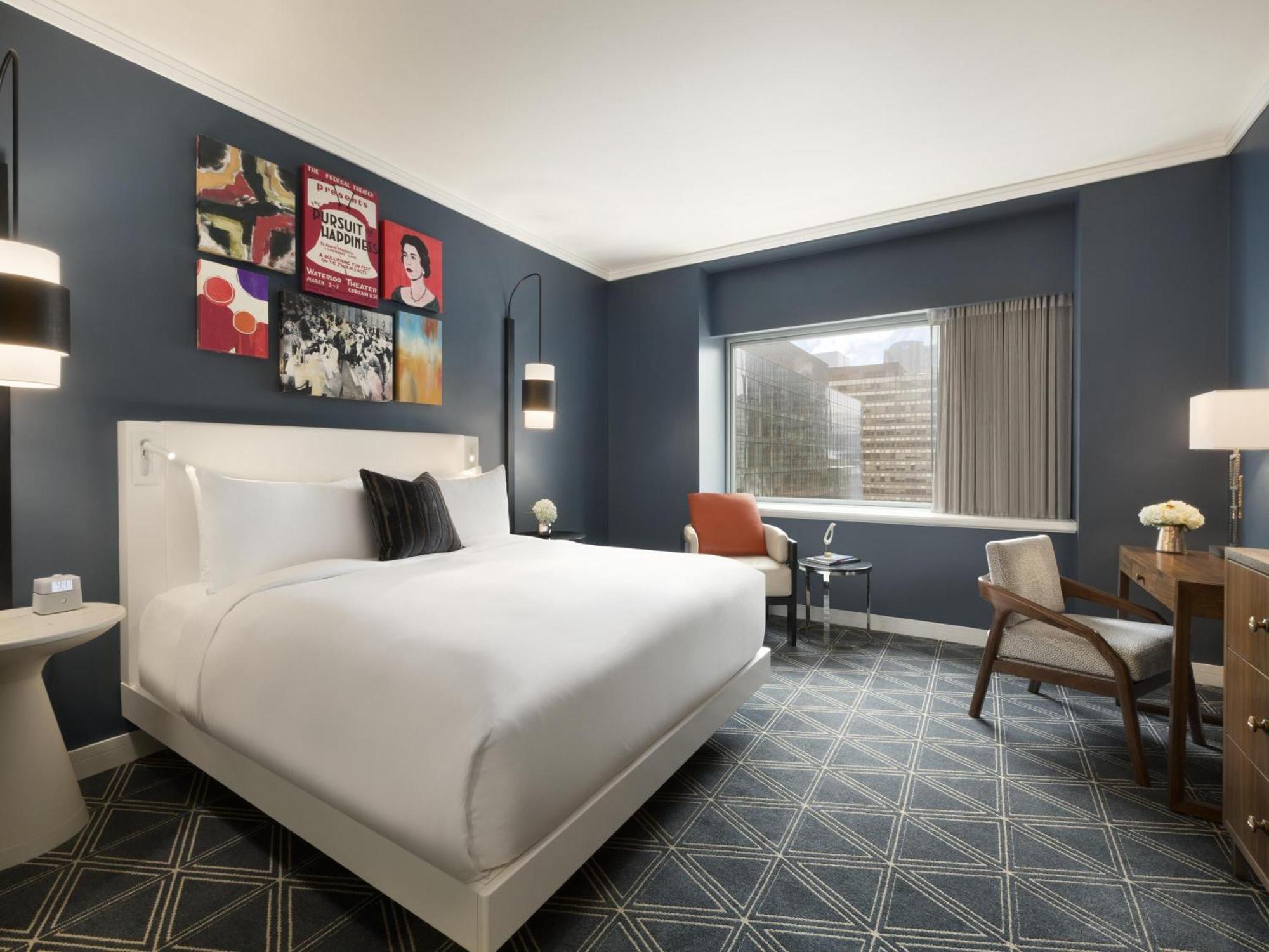 Fairmont Gold King bed Room,1717021323:JPEG