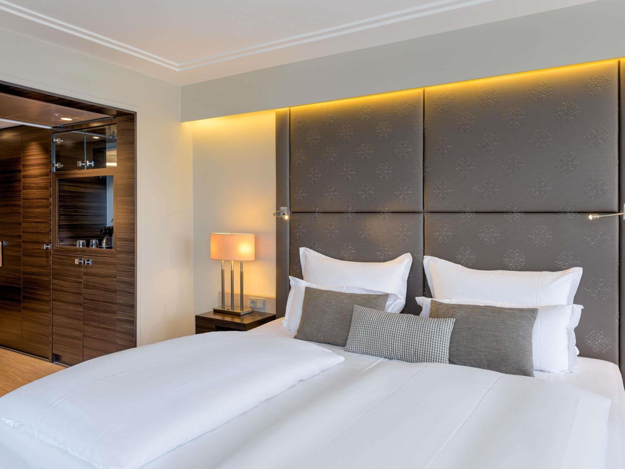 Junior Suite,1717055724:JPEG