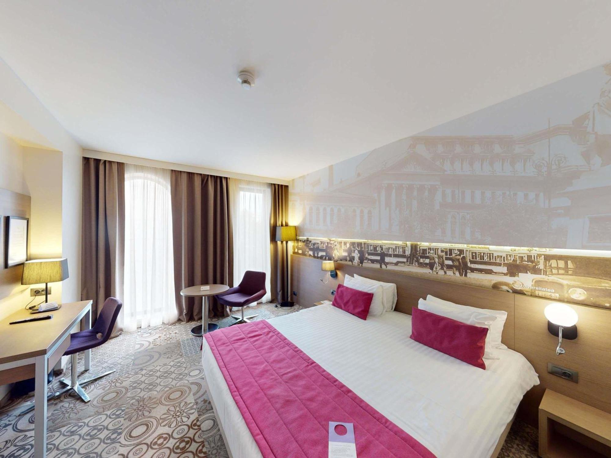 Superior Double Room - City Side