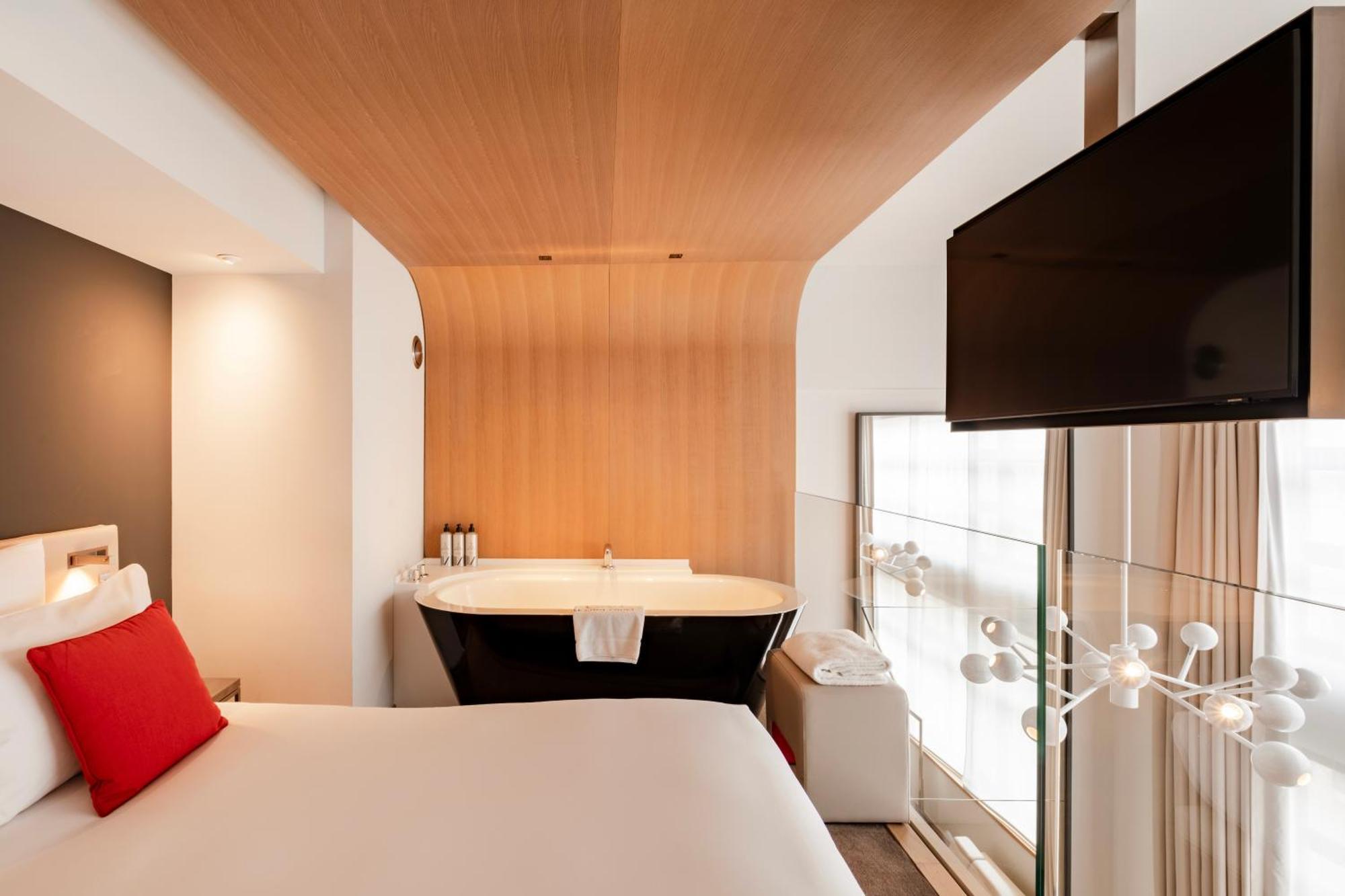 Duplex Room,1717093244:JPEG