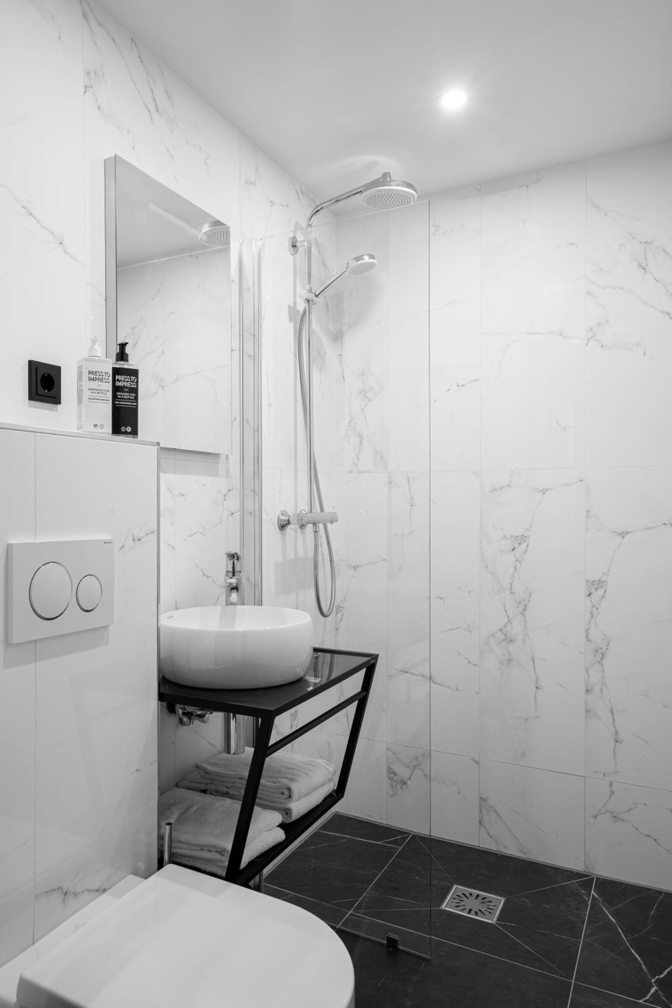 Souterrain Twin Room