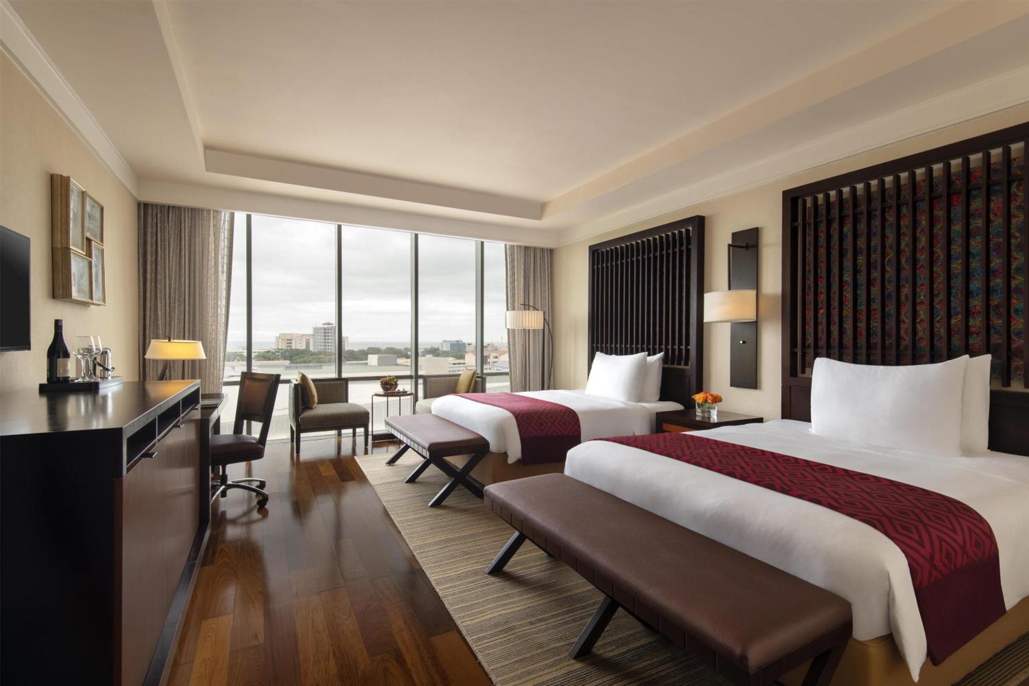 Deluxe Room 2 Twin Beds