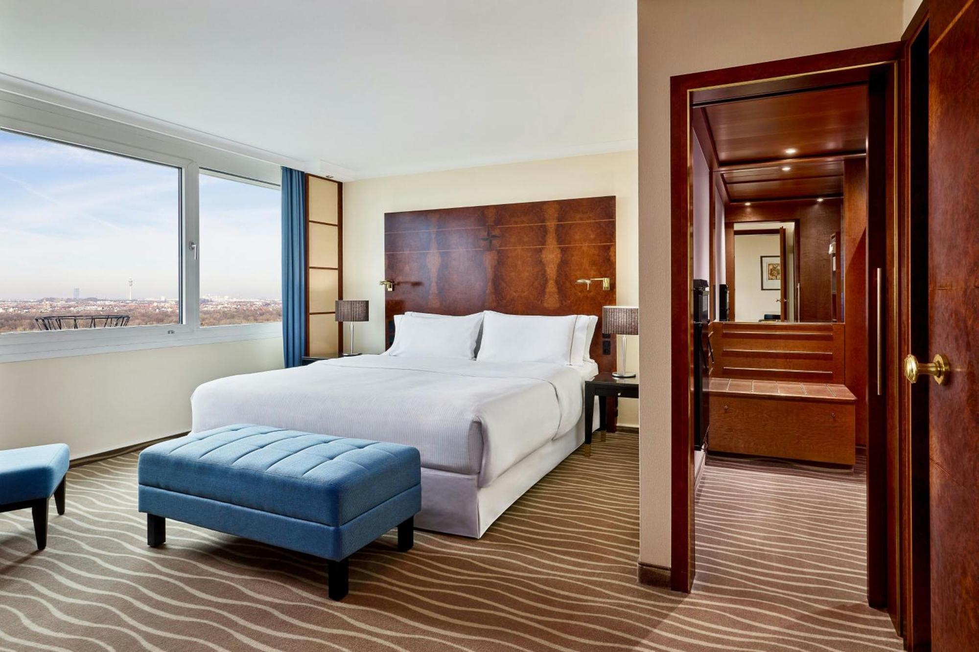 Westin Suite 1Bedroom 1King