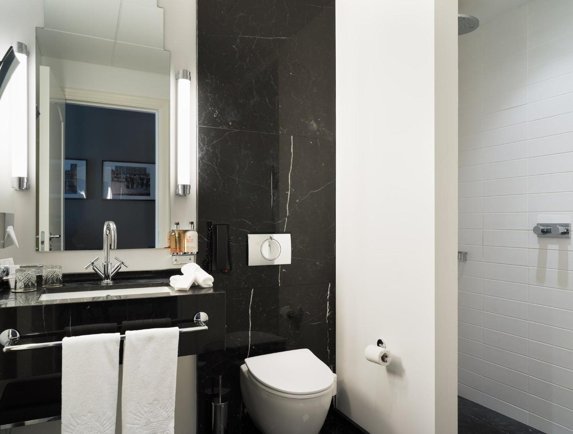 Superior Double Room,1729985051:JPEG