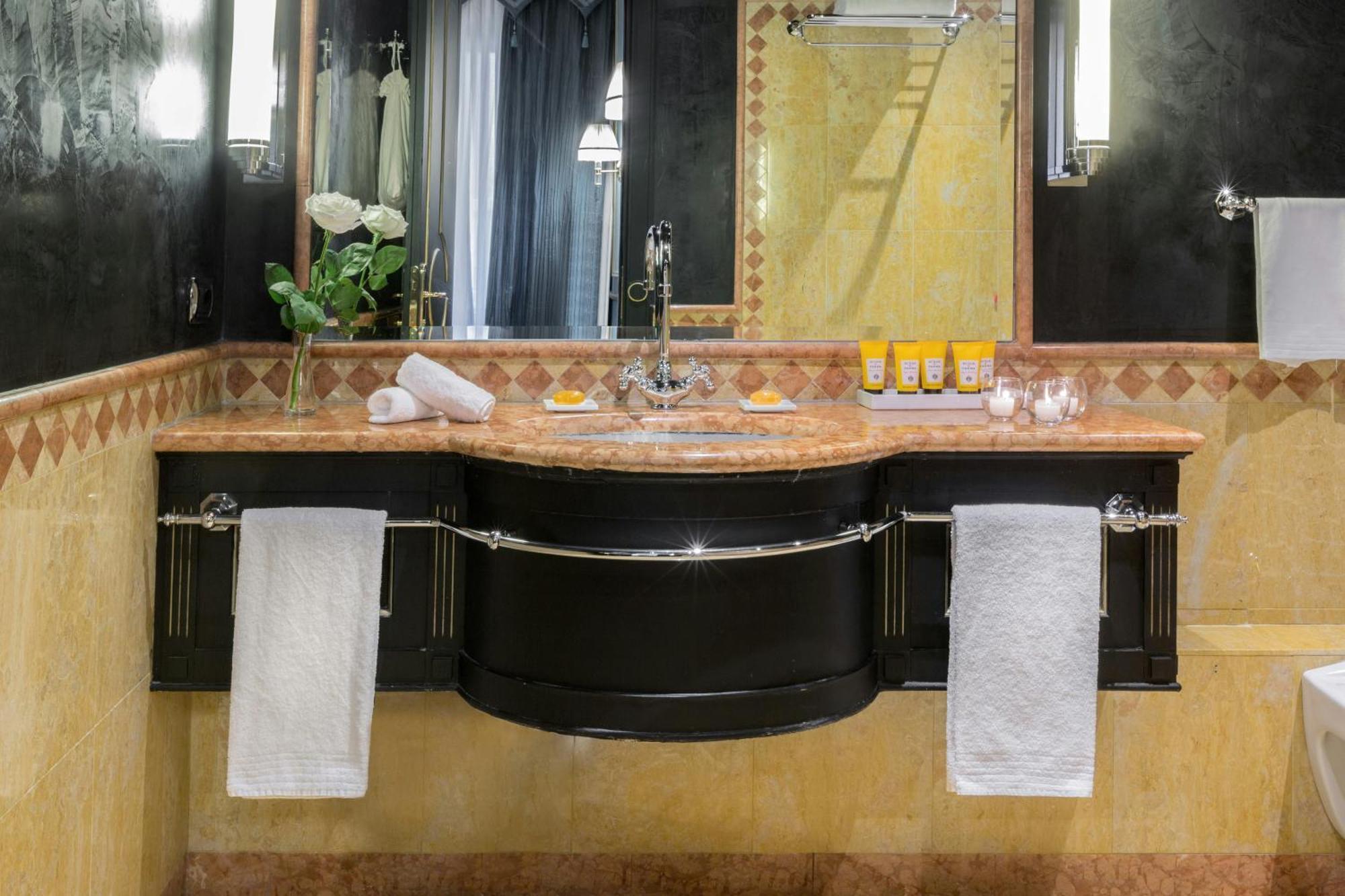 Splendid Heritage Suite
