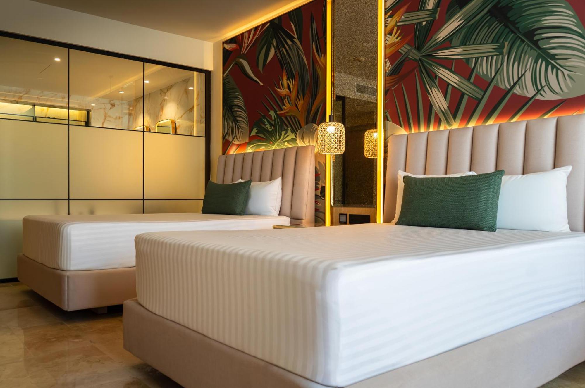 Juniorsuite Deluxe med adgang til bassenget (kun for personer over 13 år)
