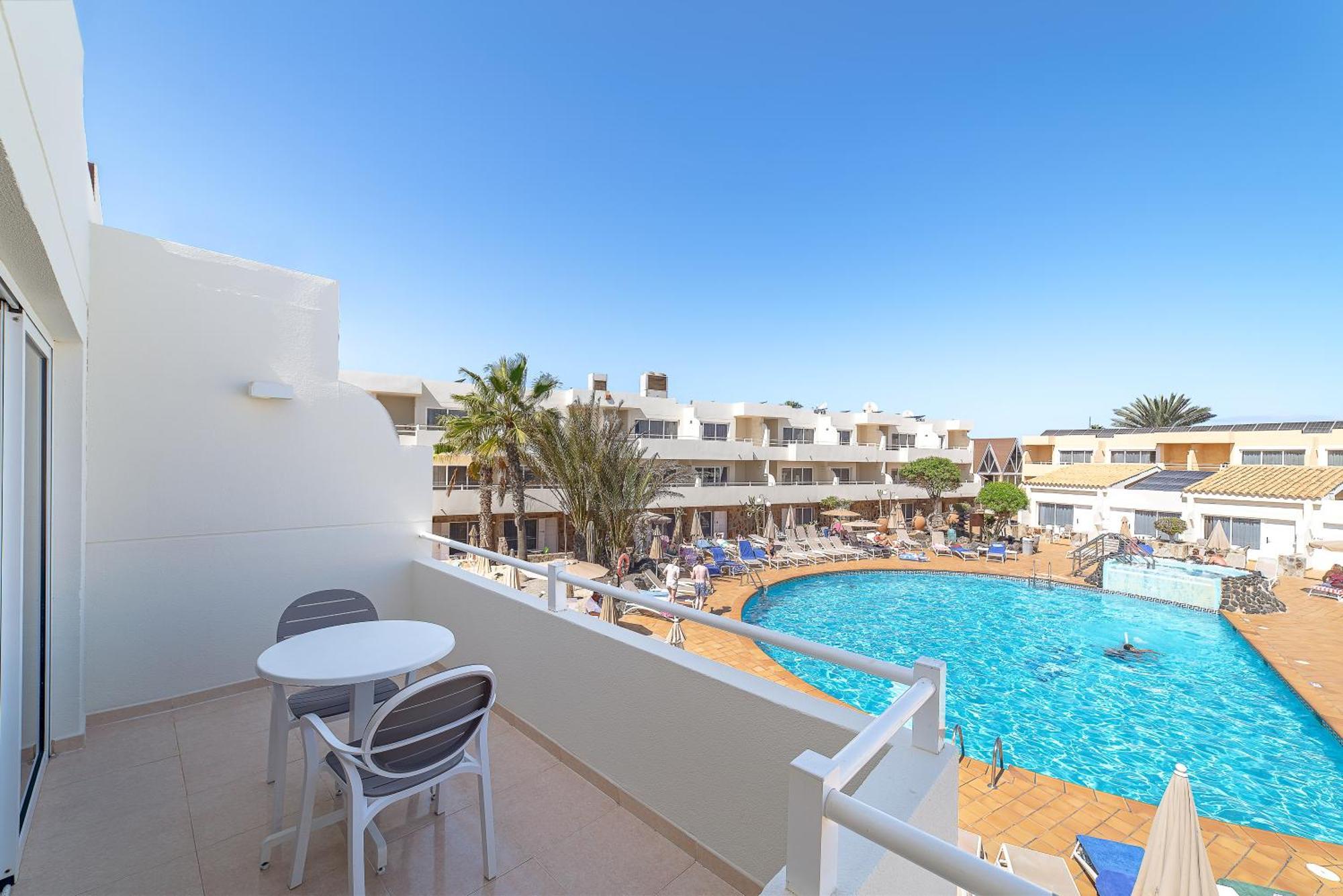 Double Room with Pool View,1730020609:JPEG