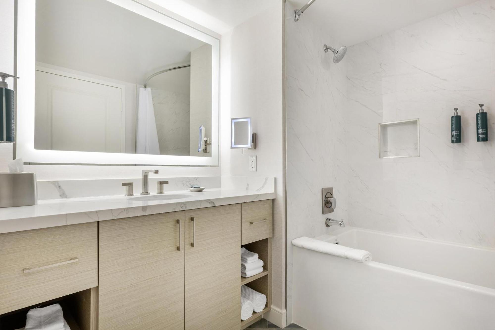 King Studio,1730022050:JPEG