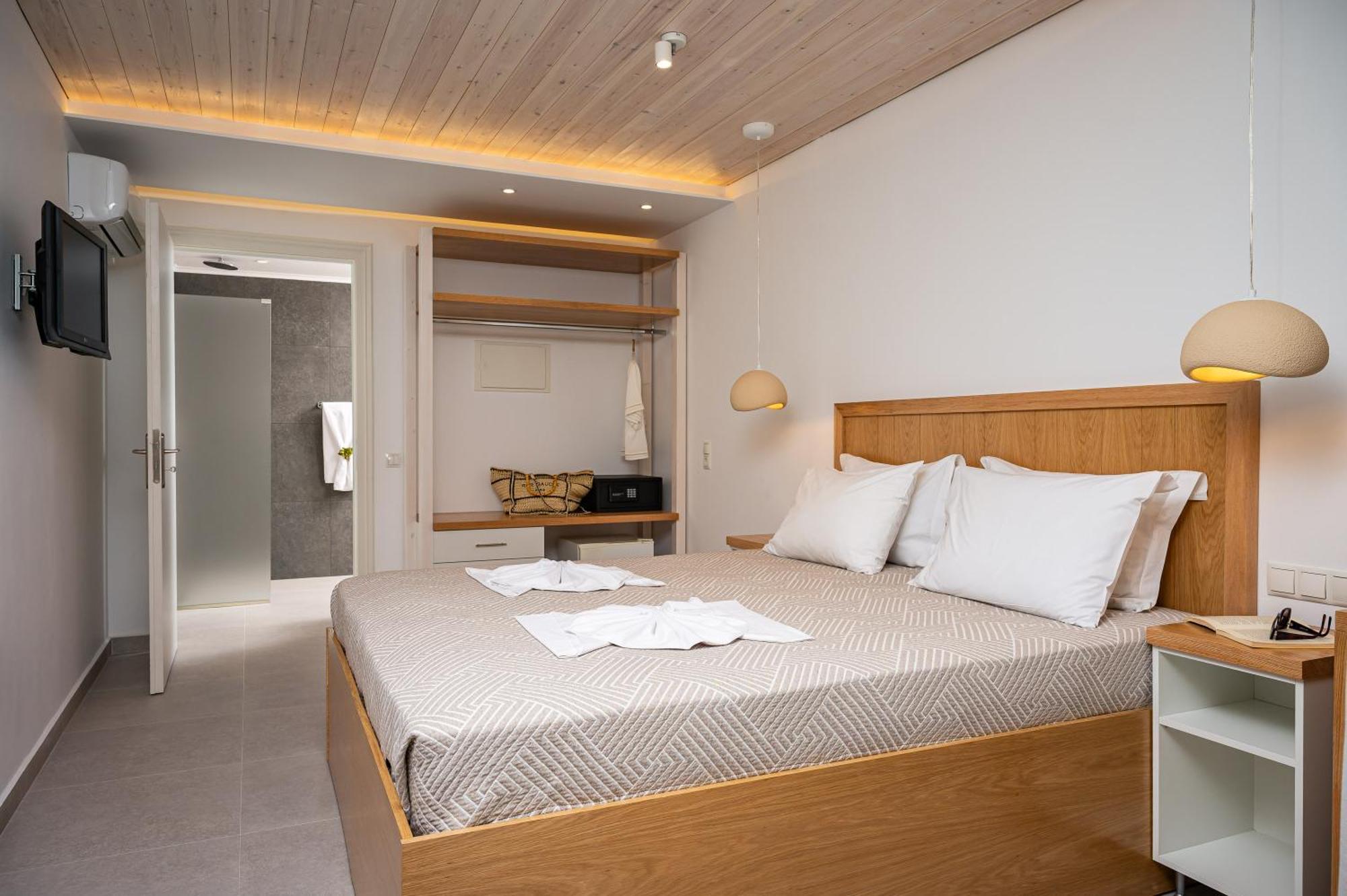 Double or Twin Room - Disability Access,1730053059:JPEG
