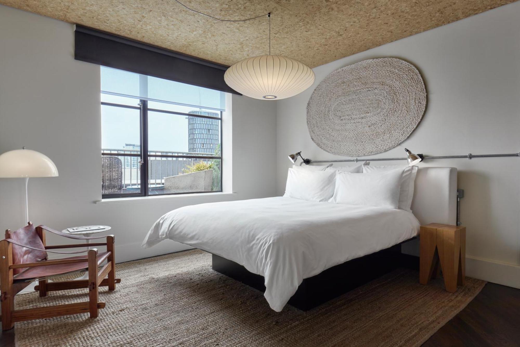 Studio Suite West