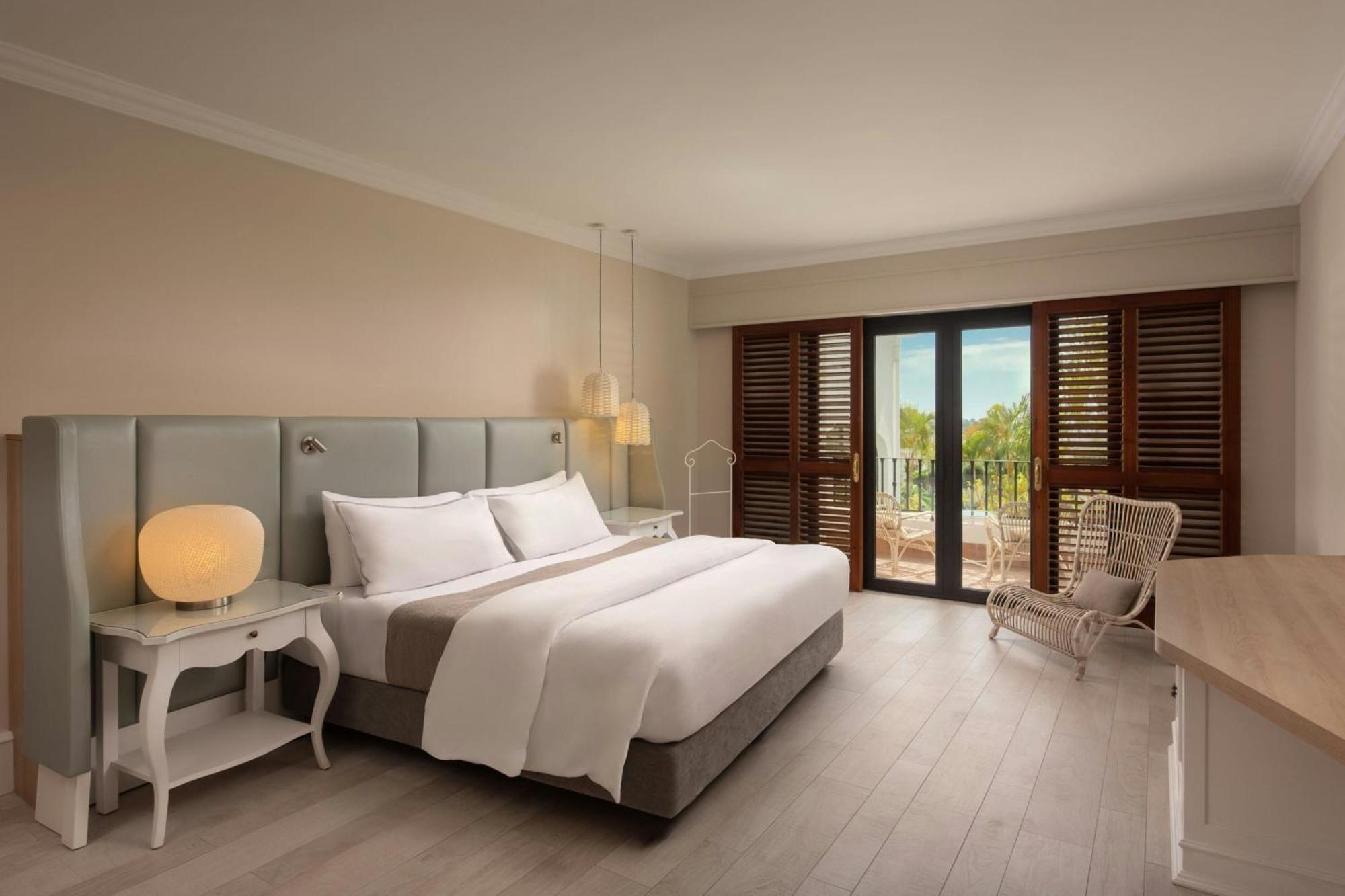 Executive King Suite
