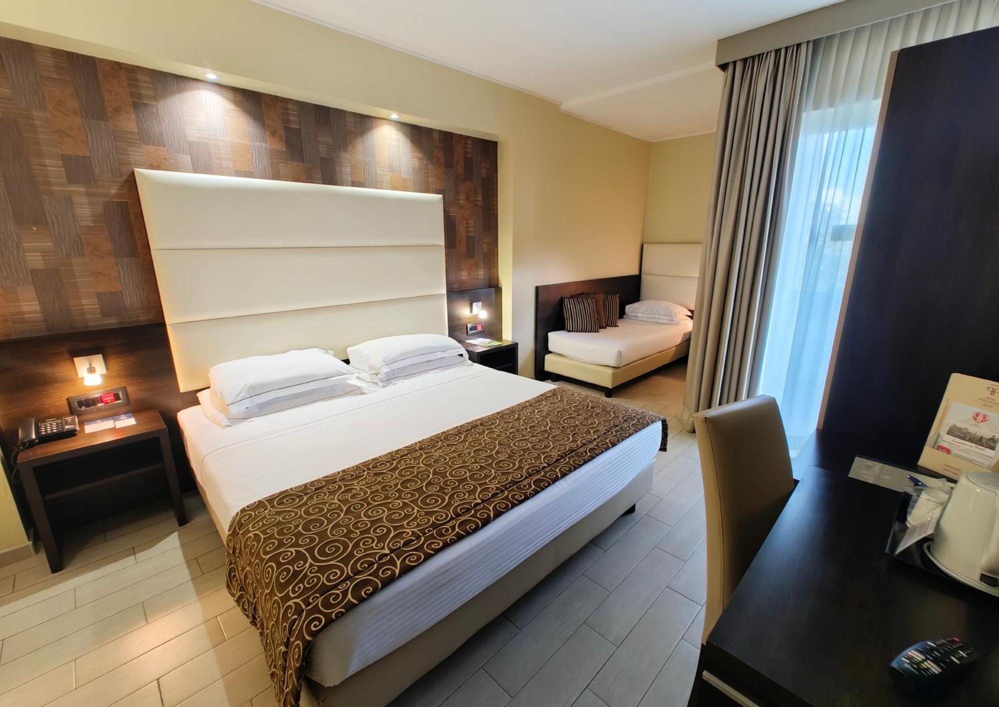 Premium Triple Room