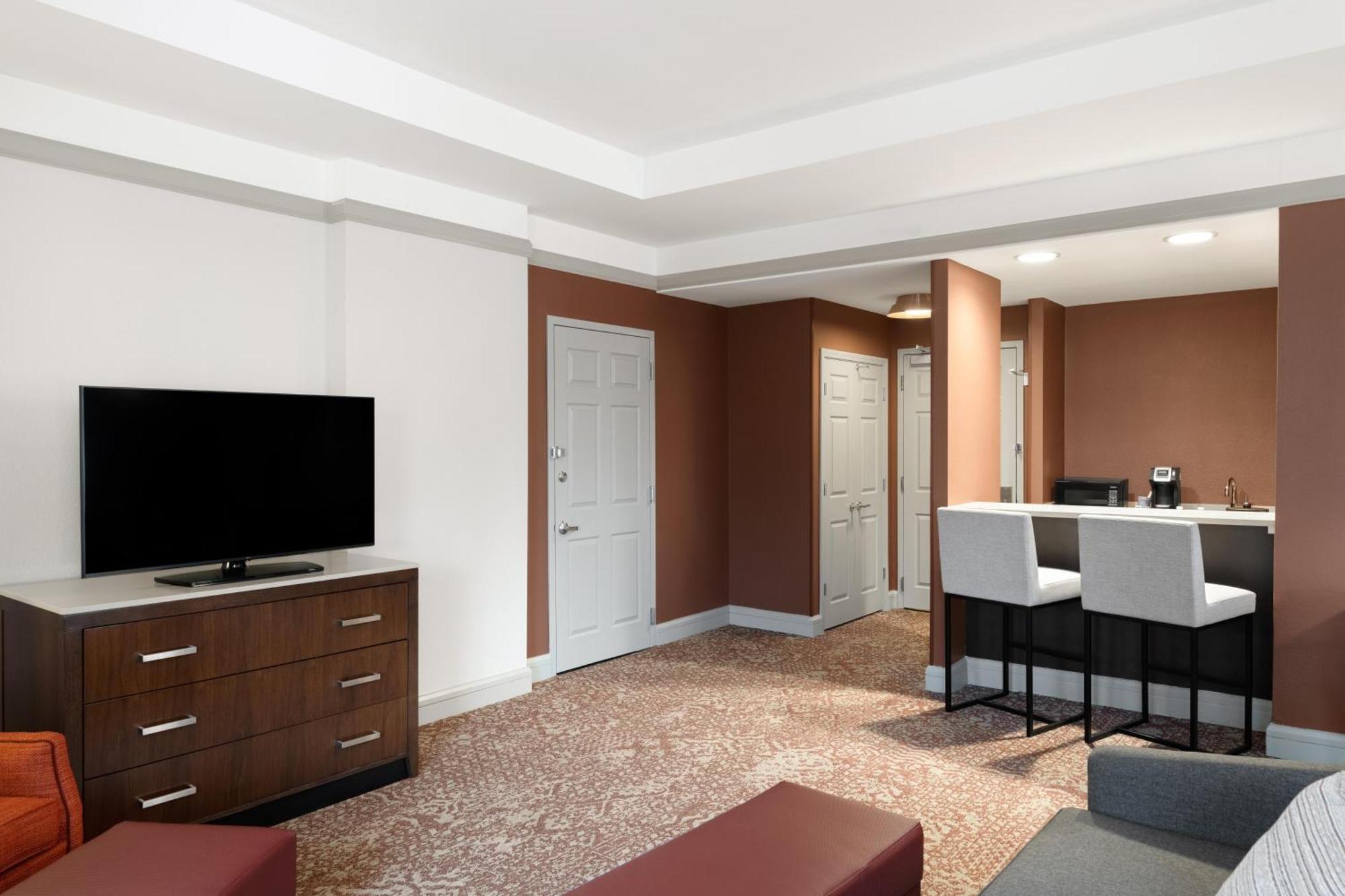 Juniorsuite med king-size-seng og sovesofa