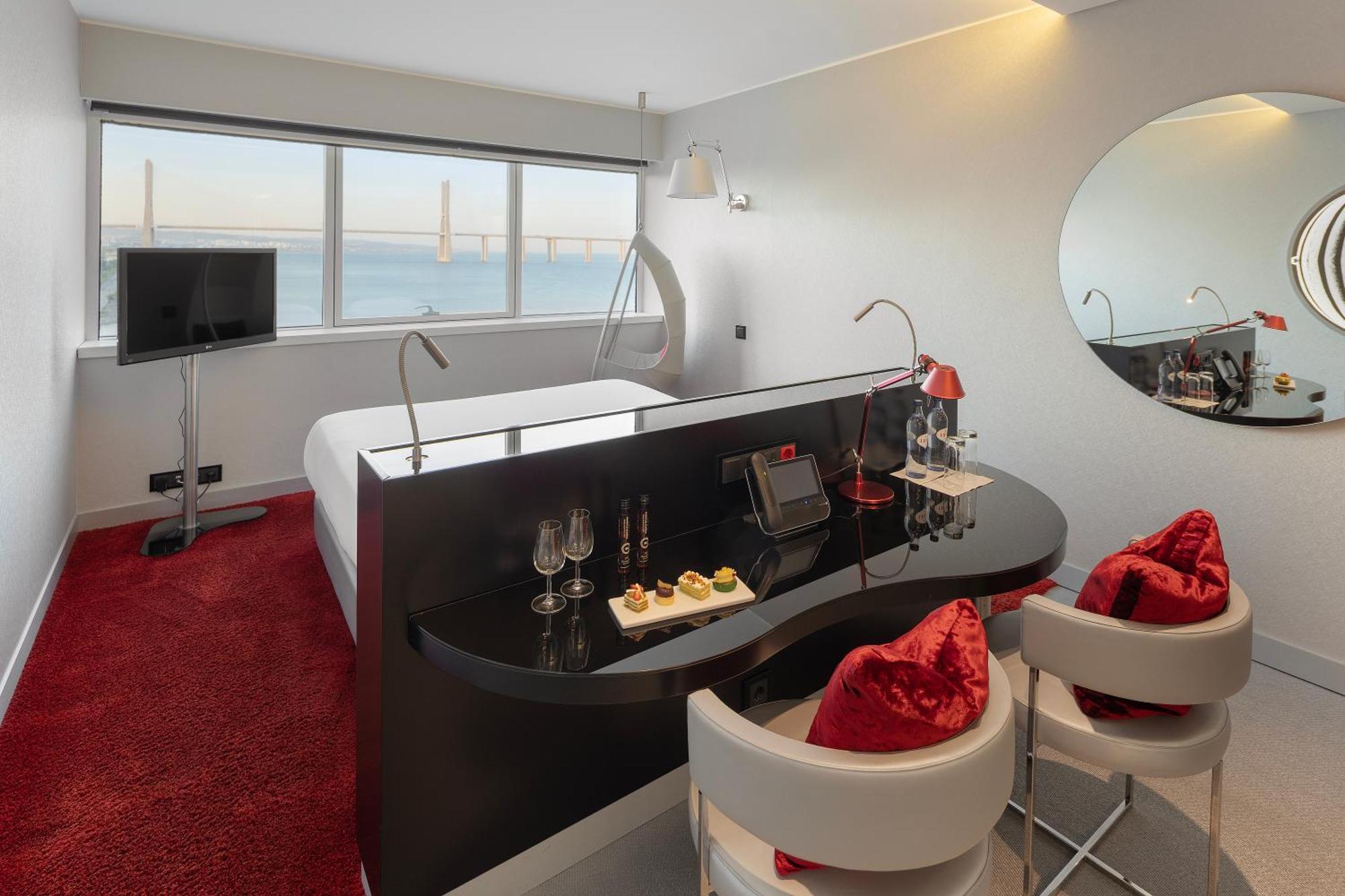 Deluxe Double or Twin Room,1739422611:JPEG