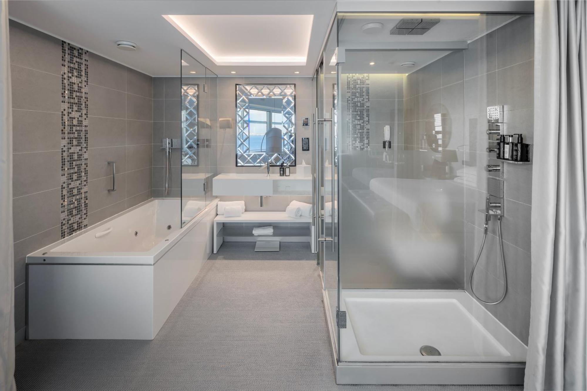 Premium Double Room,1739422621:JPEG