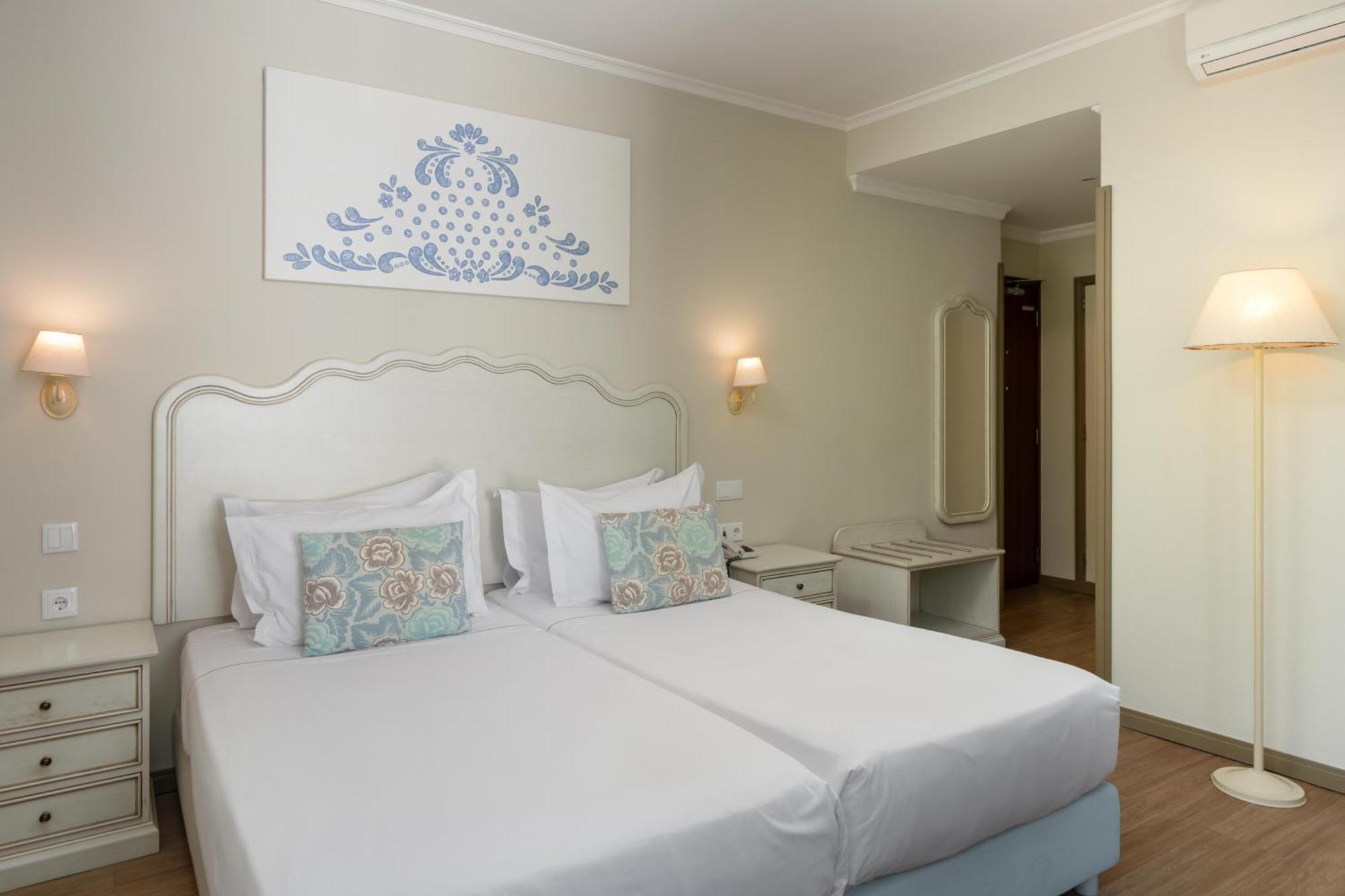 Superior Double or Twin Room,1739442852:JPEG