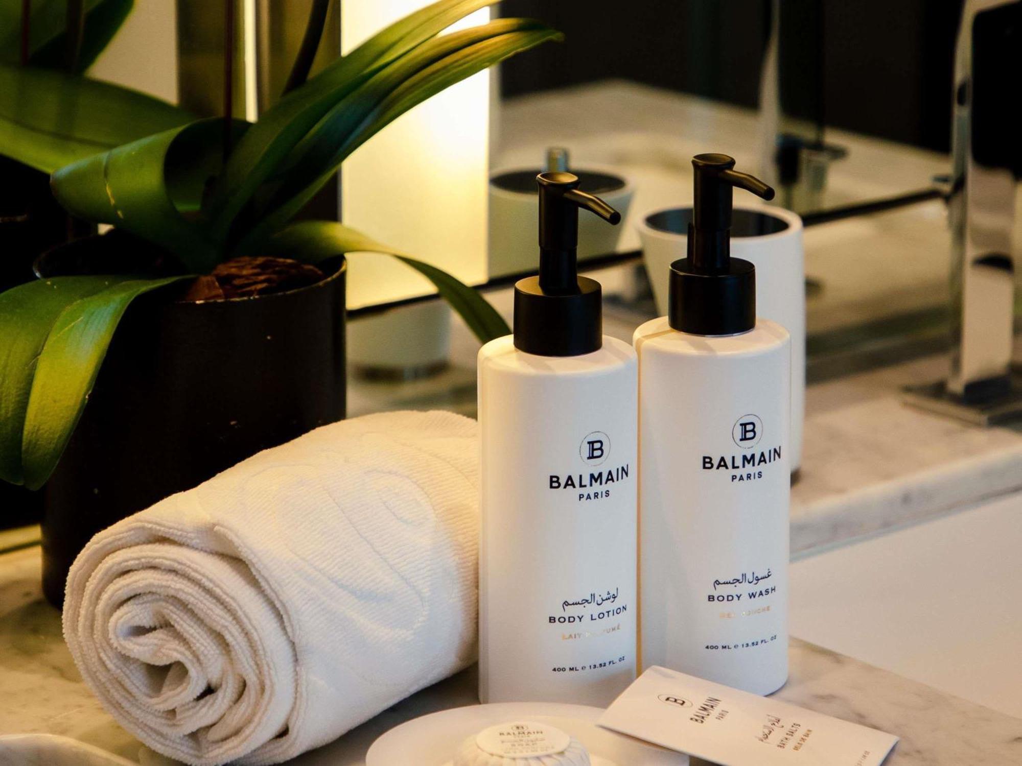 Luxury King Room Burj Khalifa View,1739445625:JPEG