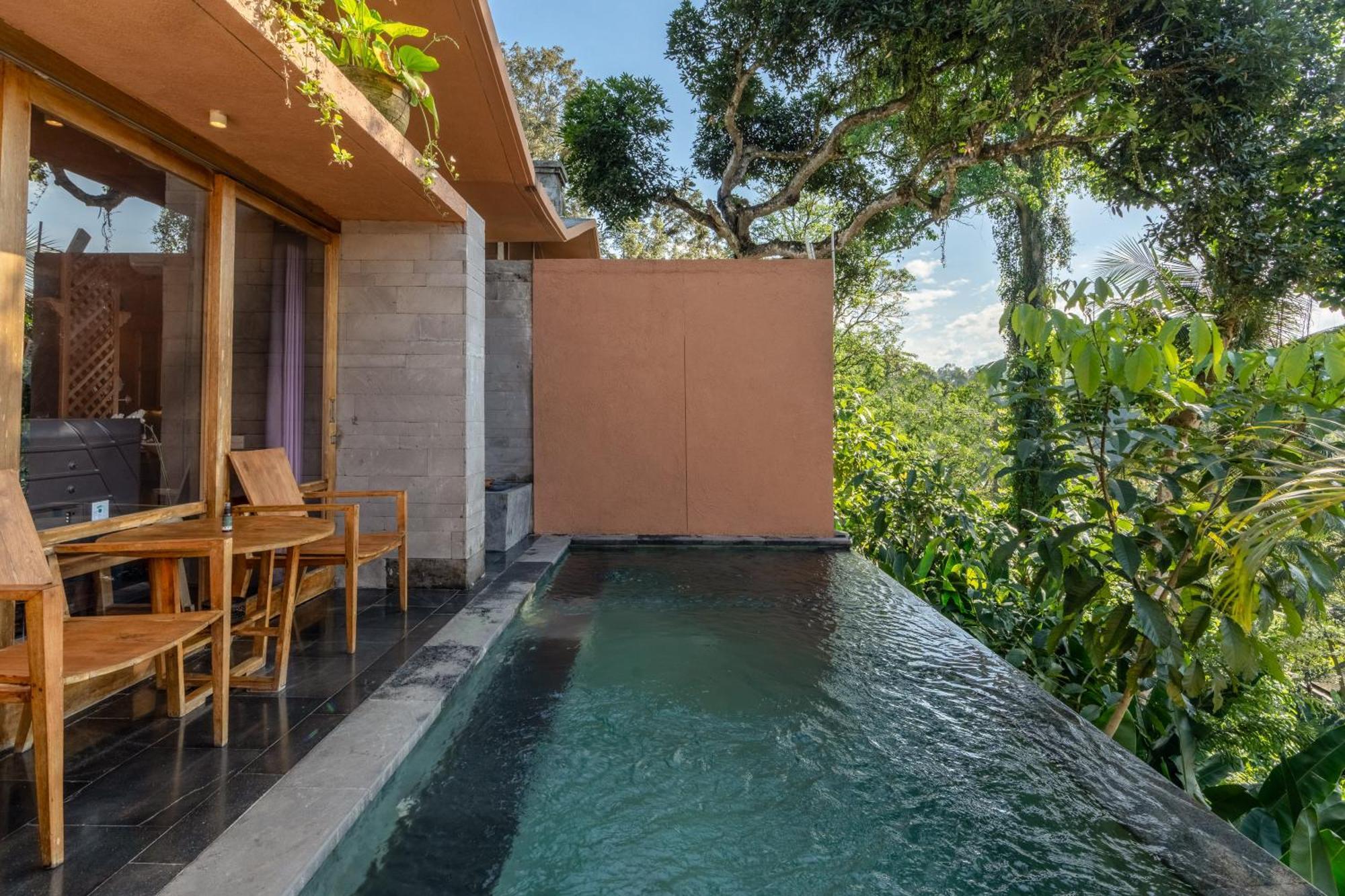 One-Bedroom Valley Pool Villa Benefit