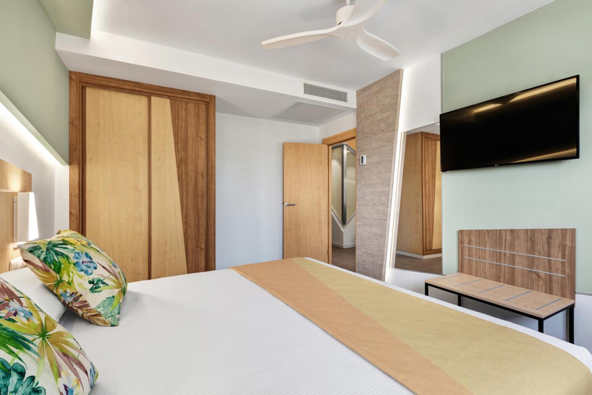 Superior Double Room,1740678720:JPEG
