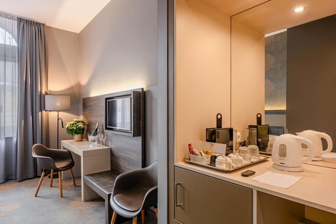 Superior Double Room,1742577677:JPEG