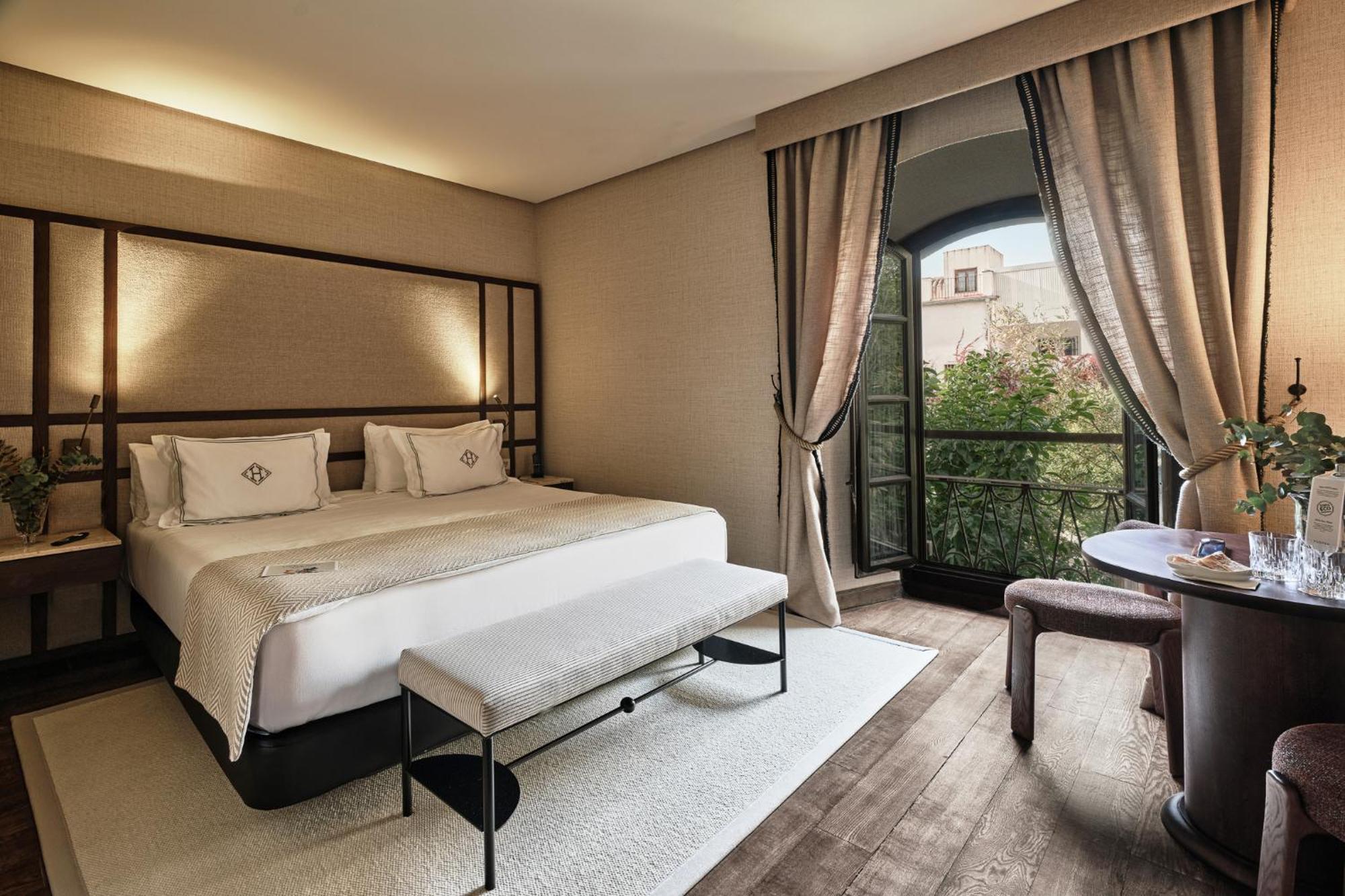 King Room Garden View