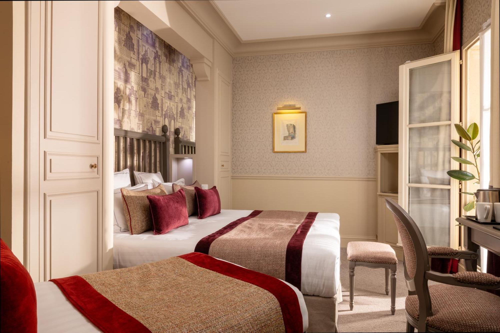 Superior Triple Room