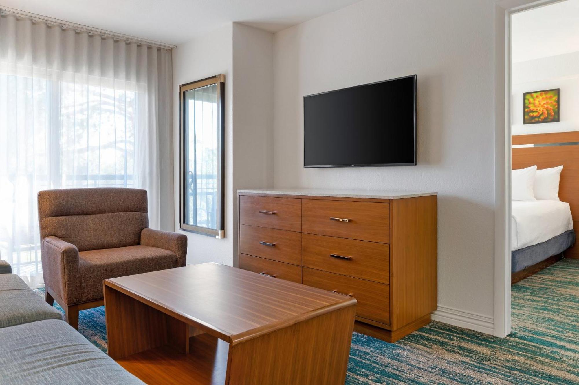 One-Bedroom Suite No Resort Fees