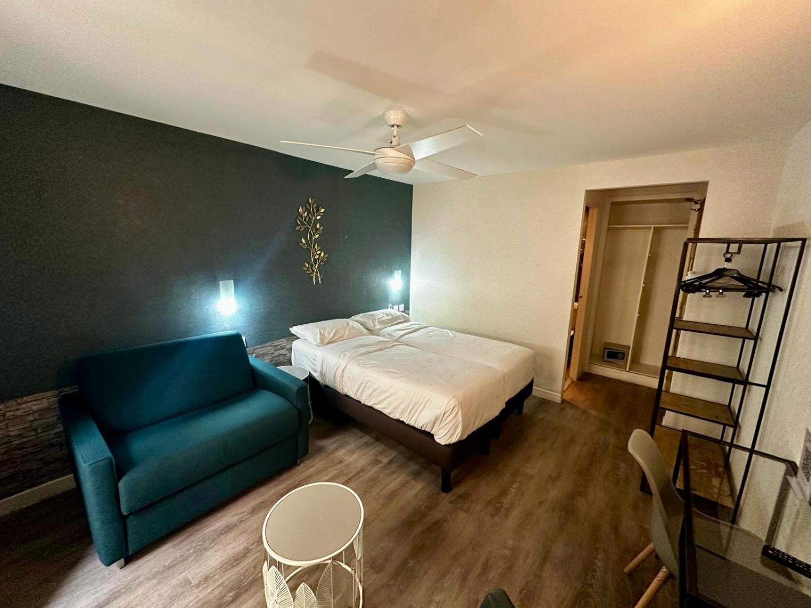 Twin Room Terrace