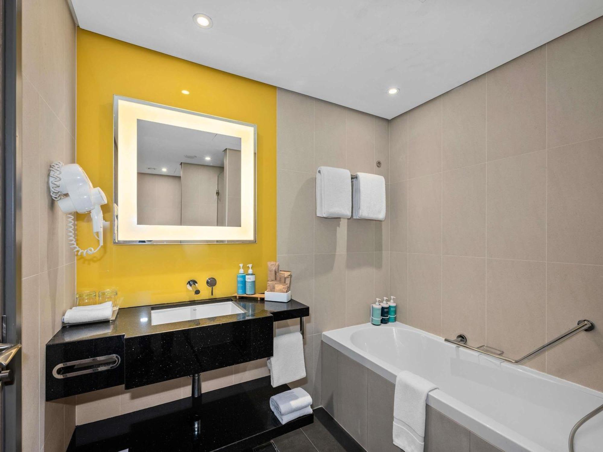 Executive King Suite