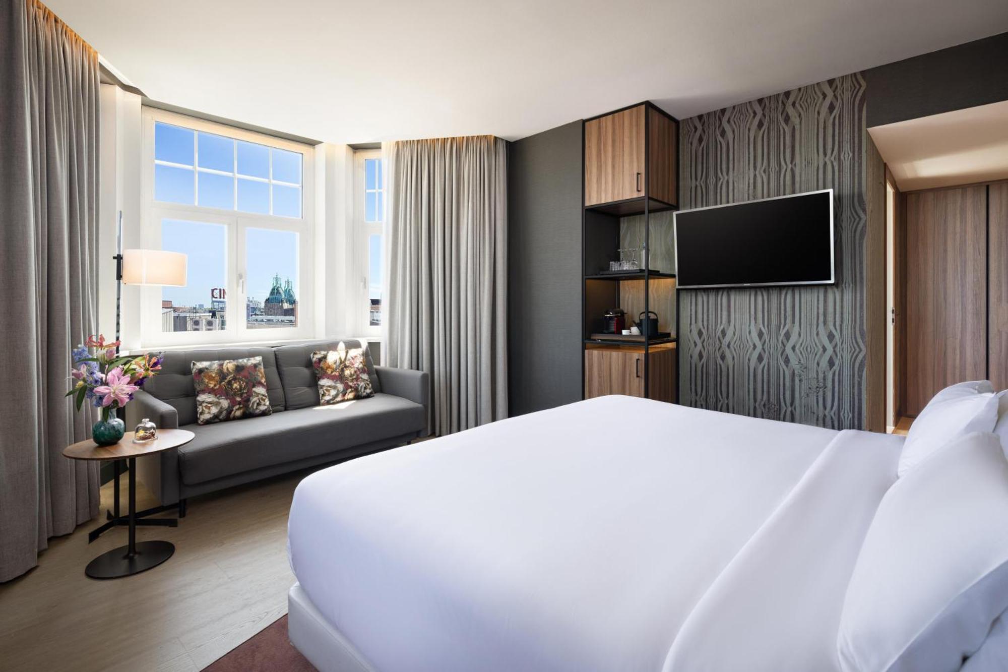 Junior View Suite Extra Bed