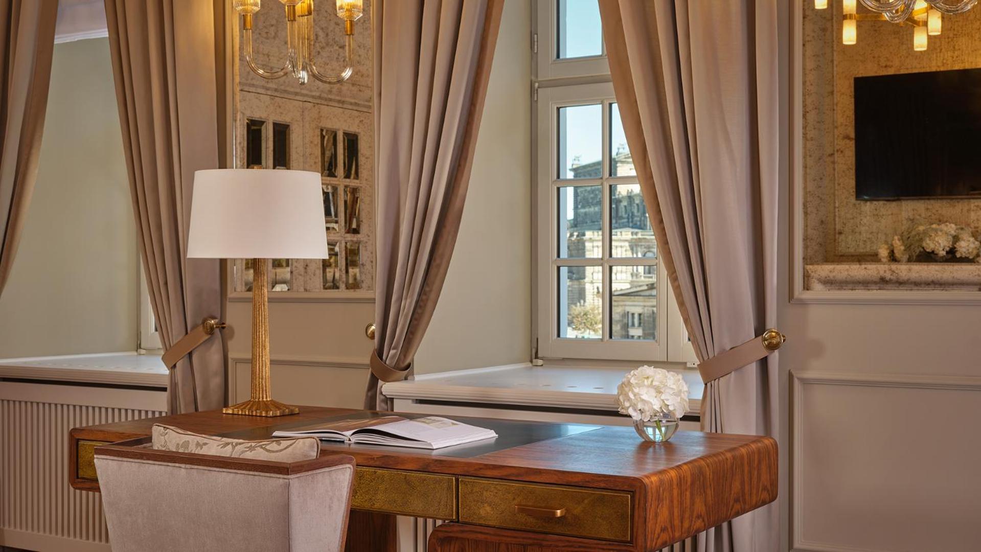 Royal Suite