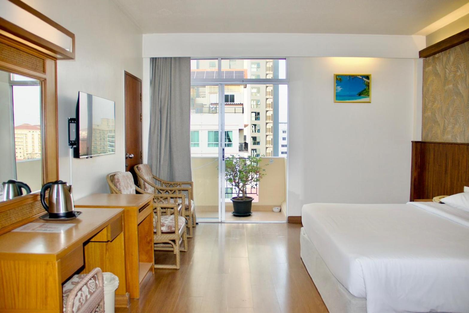 Superior Single Room,1742679399:JPEG