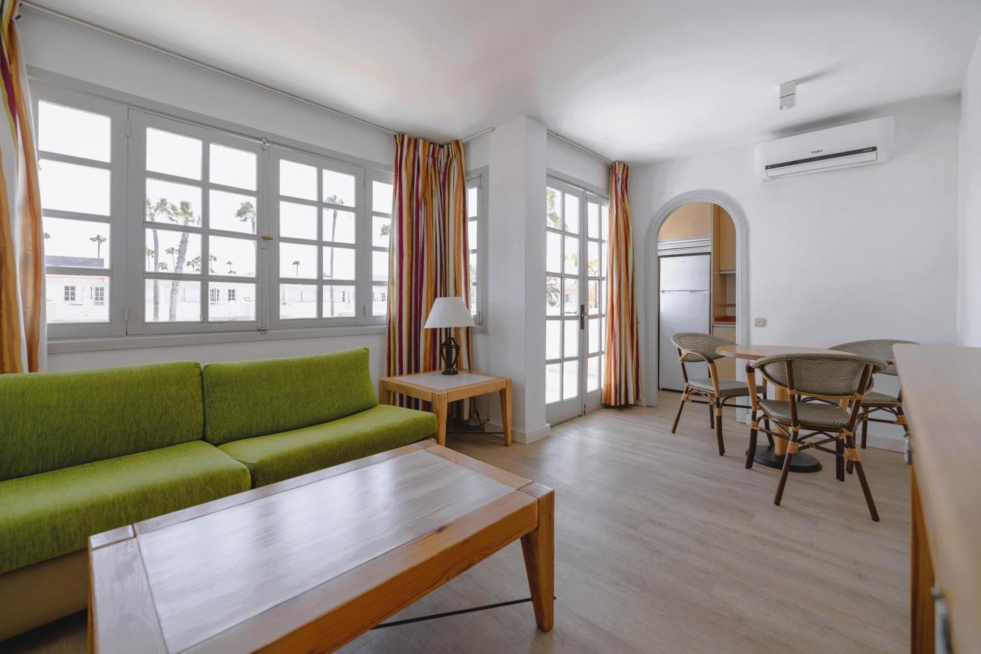Eco-Friendly One-Bedroom Apartment Double Or Twin No Cleaning Service