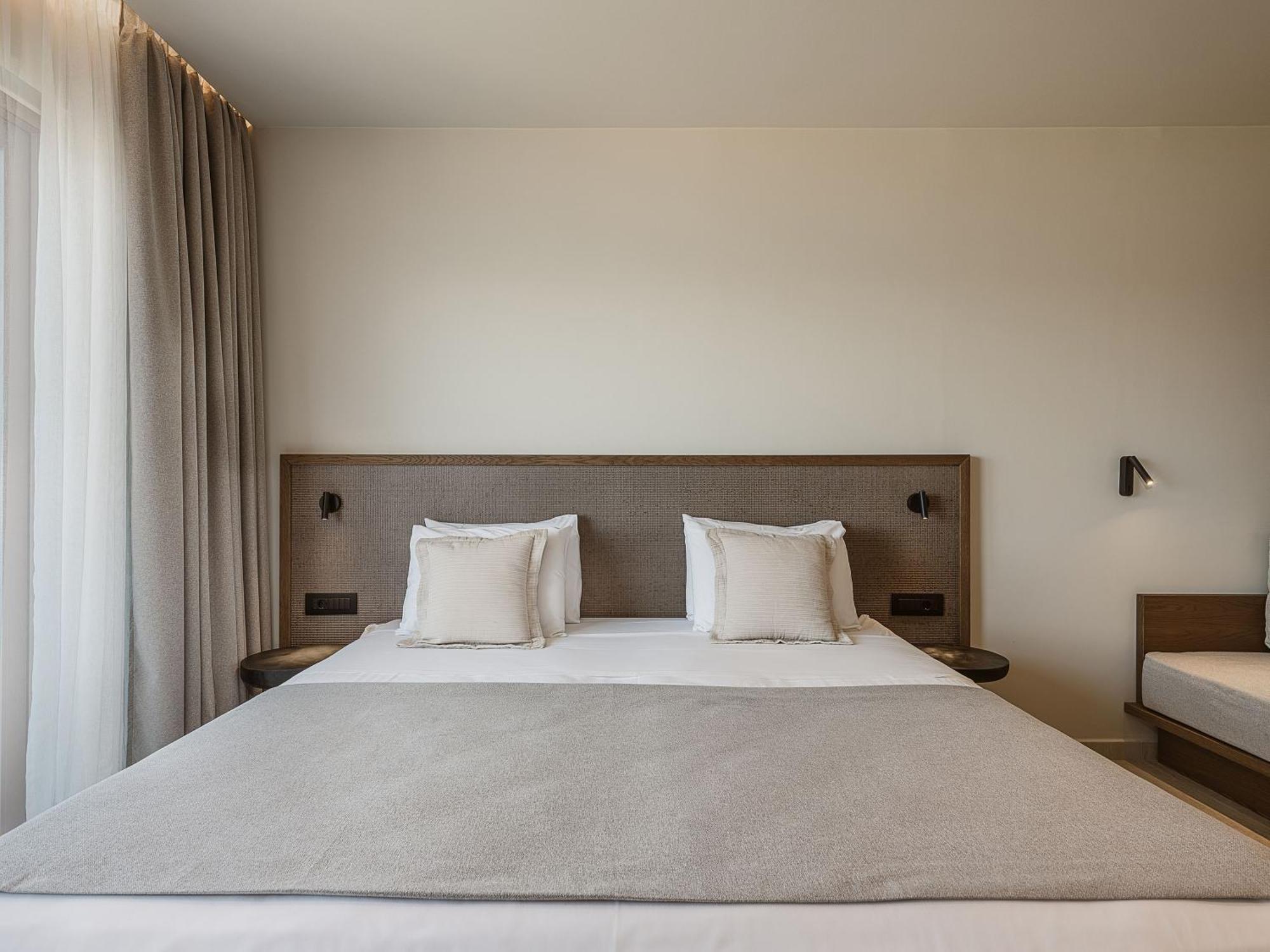 Standard Room | Limited Sea View