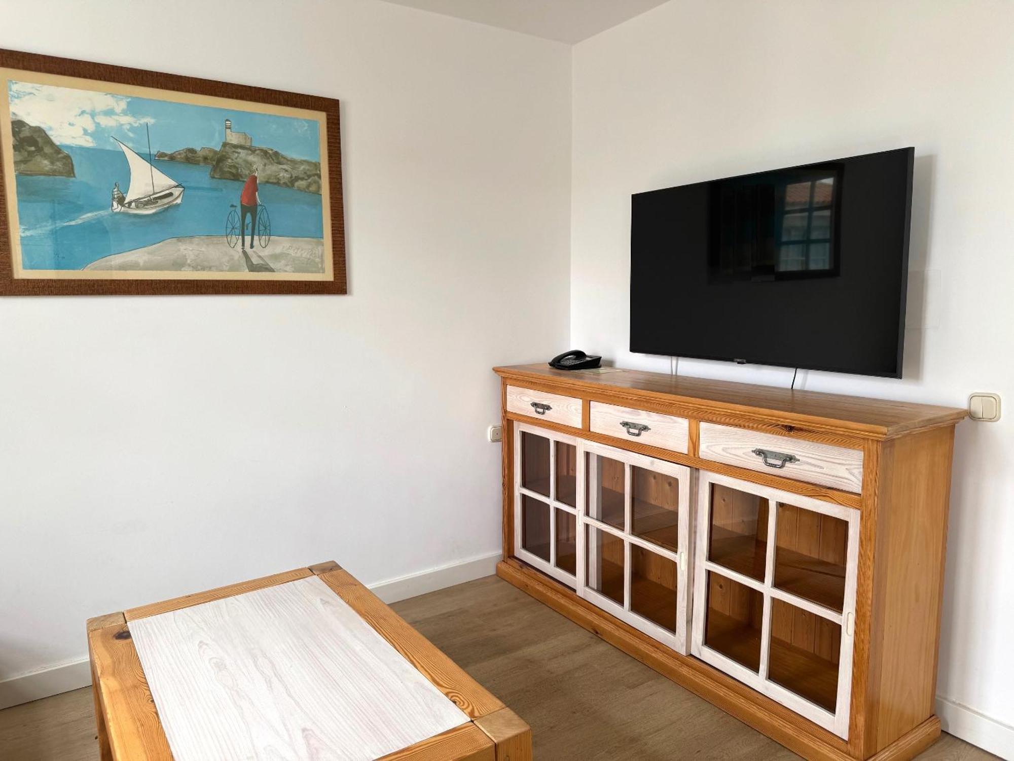 Eco-Friendly One-Bedroom Apartment Double Or Twin No Cleaning Service