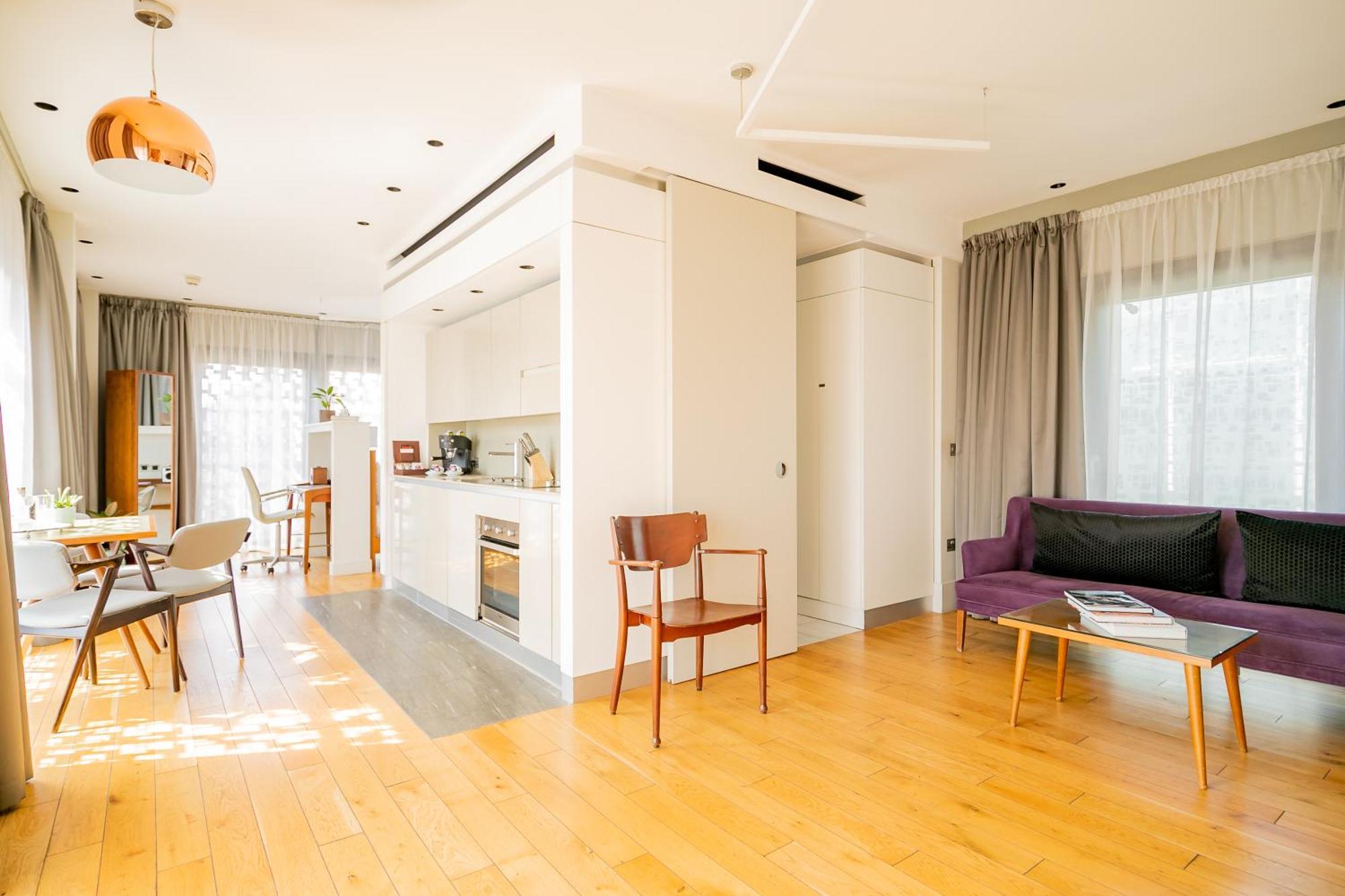 Deluxe Junior Suite