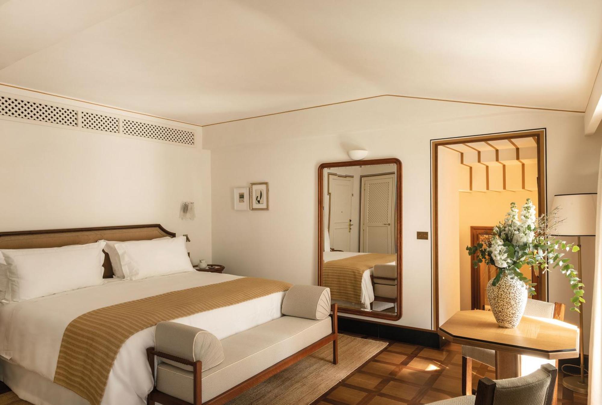 Juniorsuite med utsikt over landsbyen