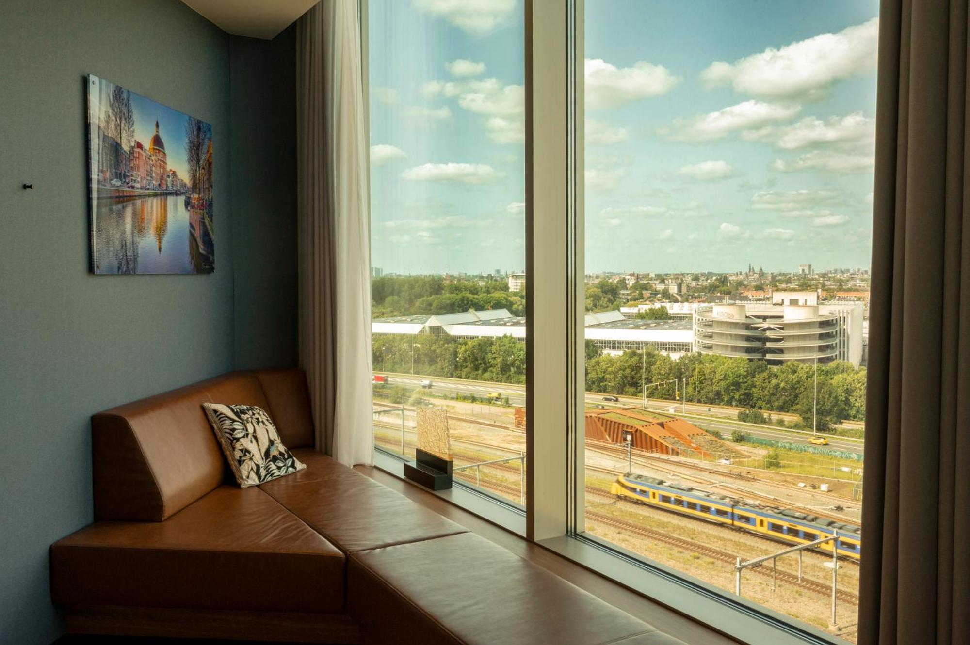 Superior King City View