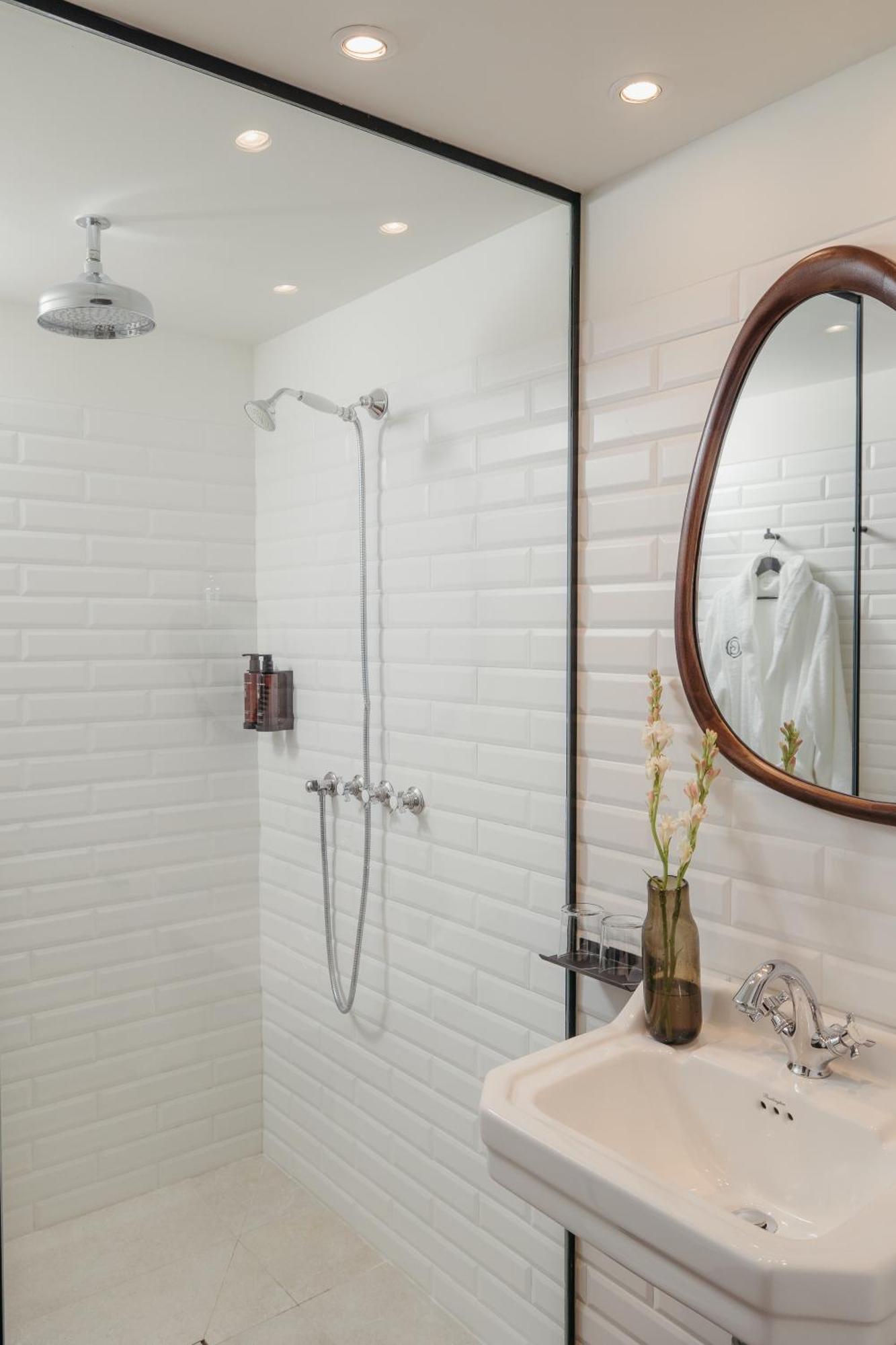 Executive King Suite with Free Parking