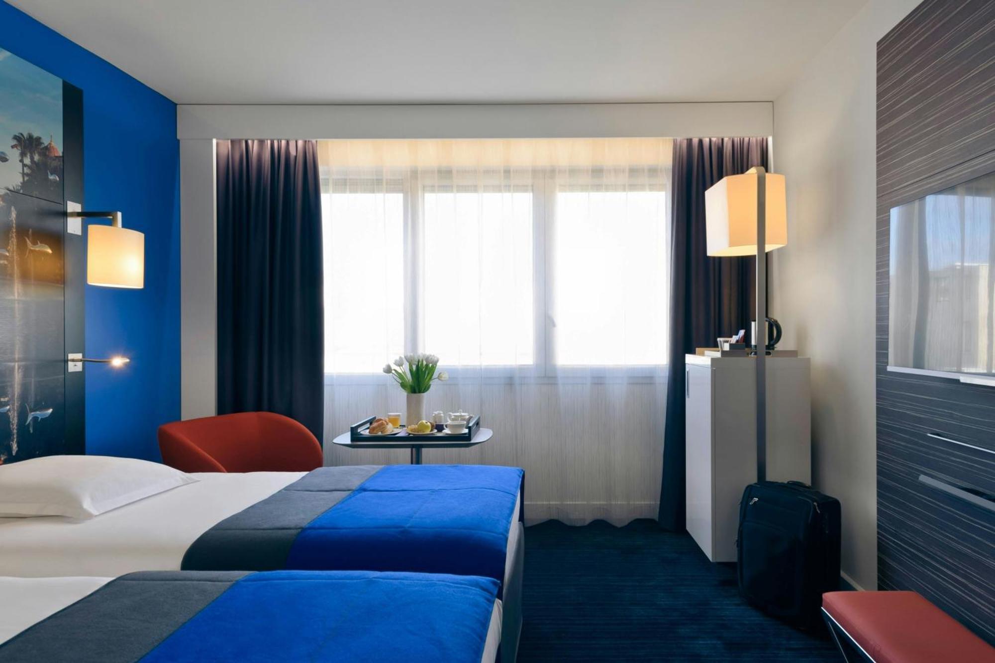 Classic Twin Room with City View,1746813031:JPEG