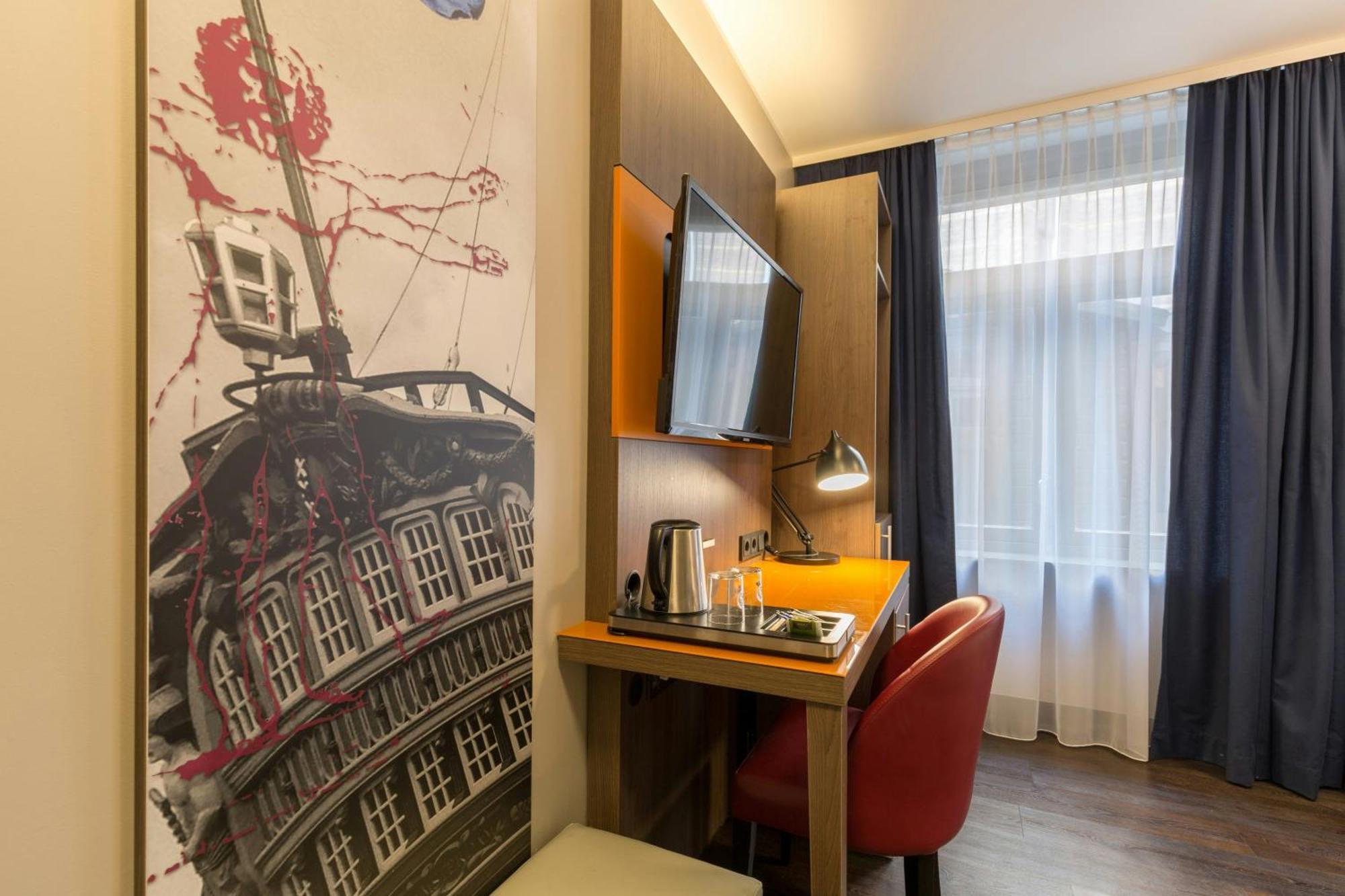 Comfort Room 1 Single Bed