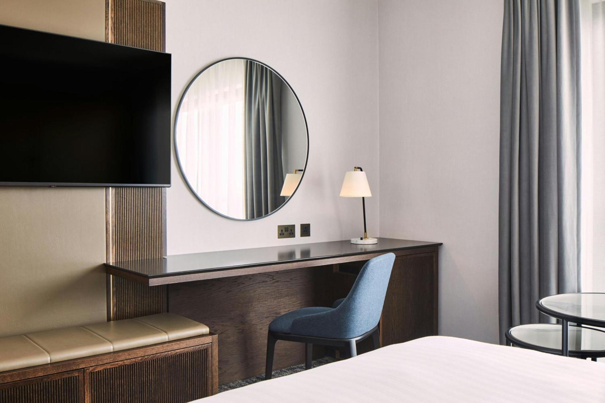 Executive King Room Executive Amenities Access