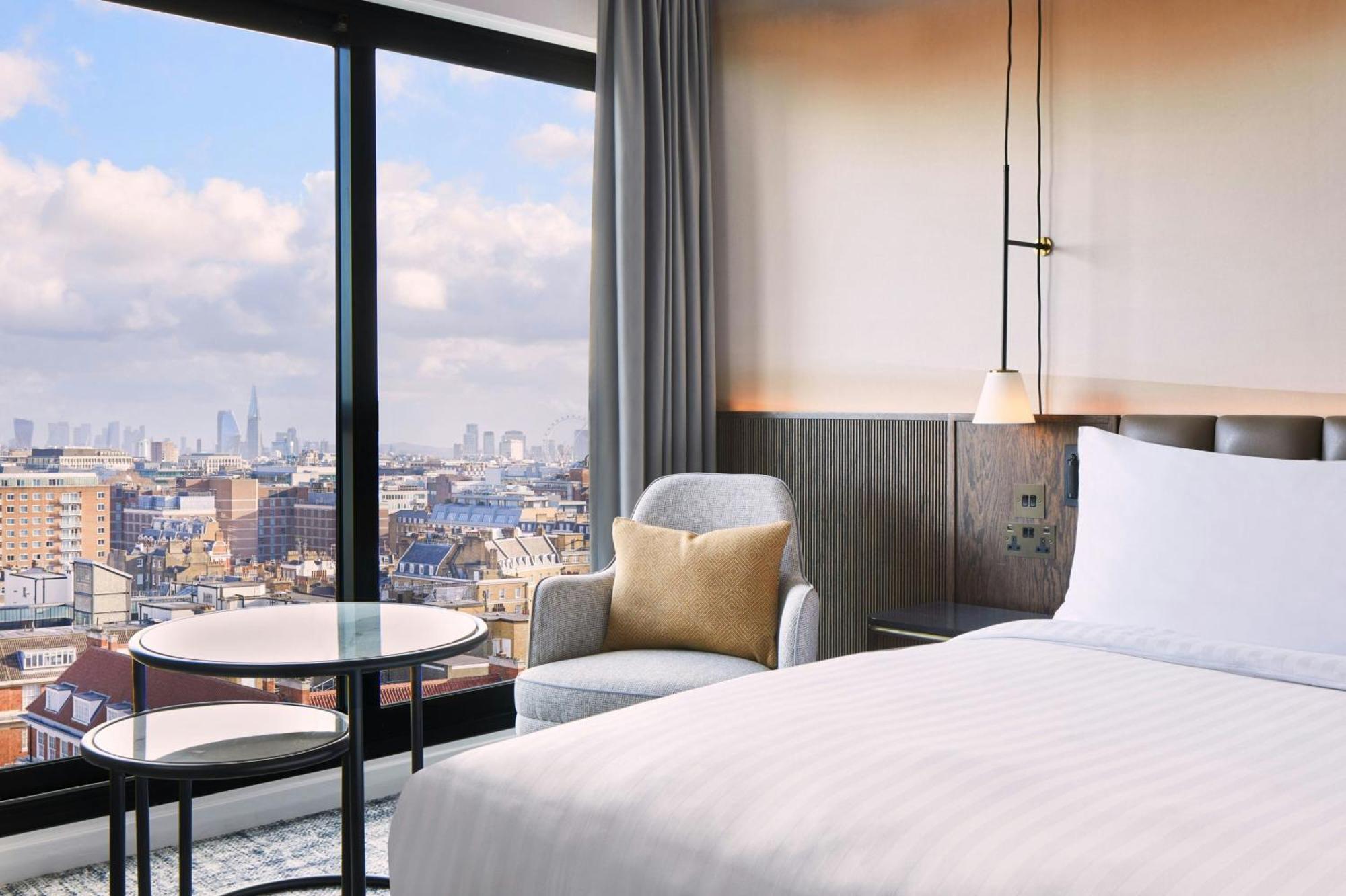 Executive King Room Executive Amenities Access