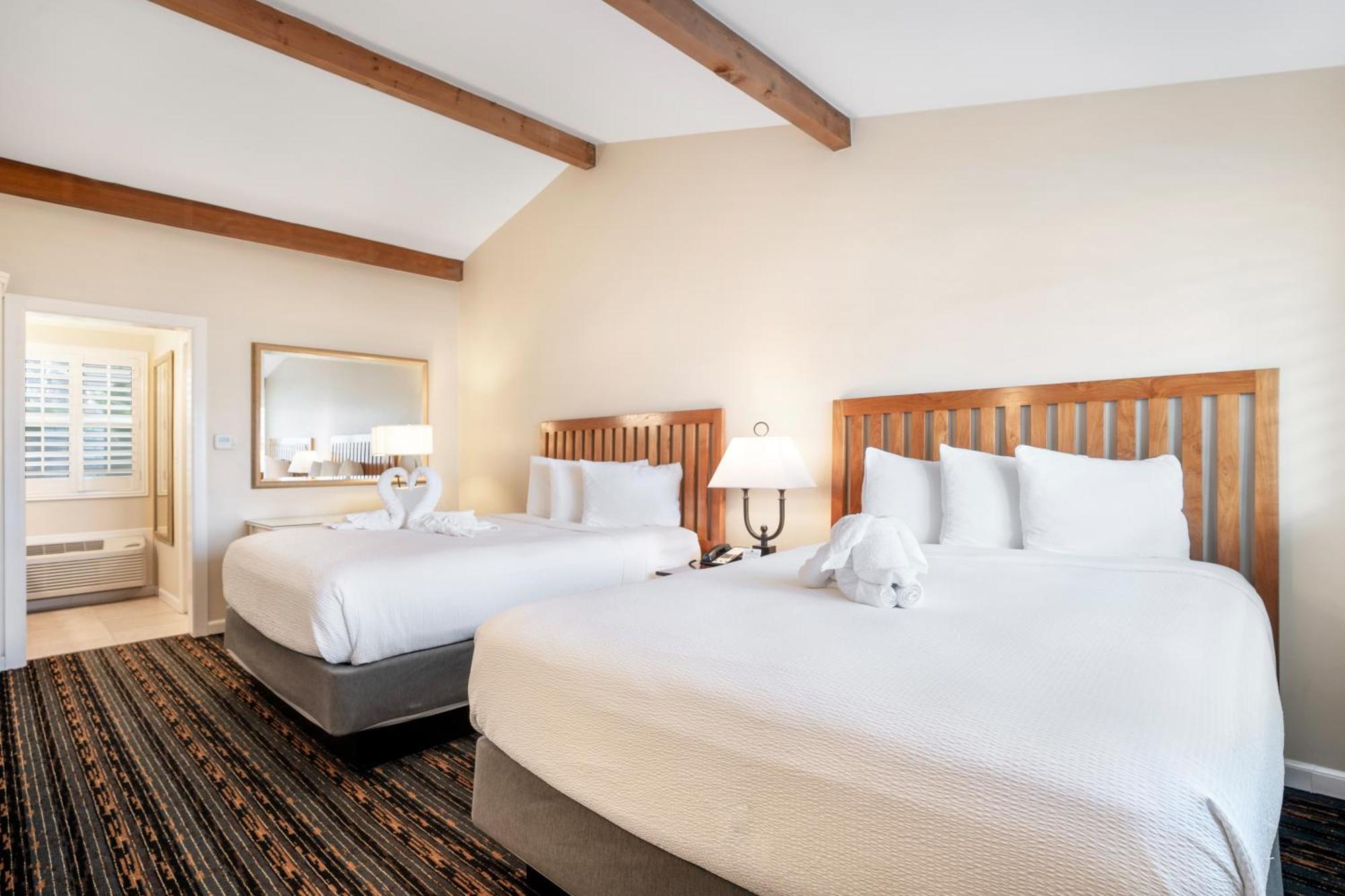 Standard Room, 2 Queen Beds