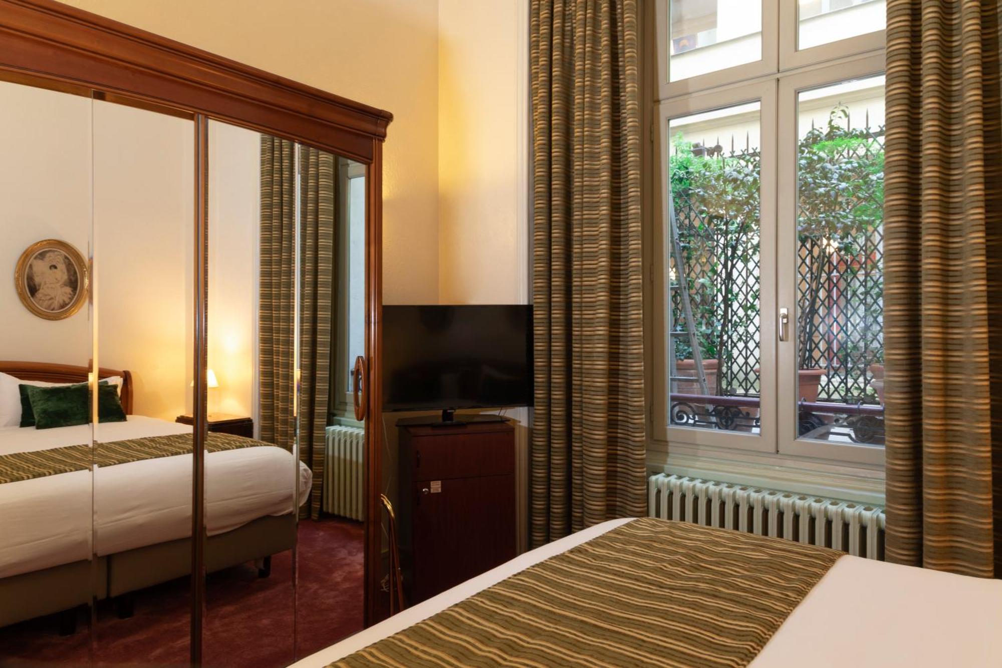 Chambre double rez-de-chaussee