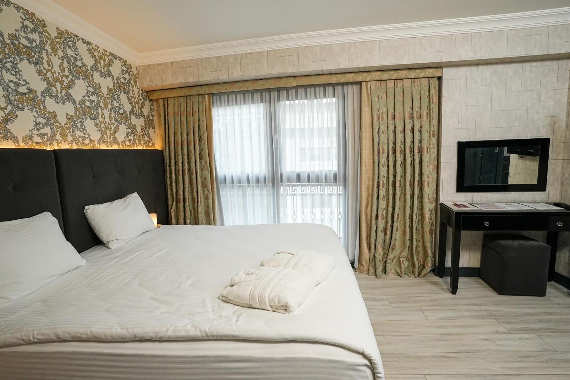 Luxury Quadruple Room